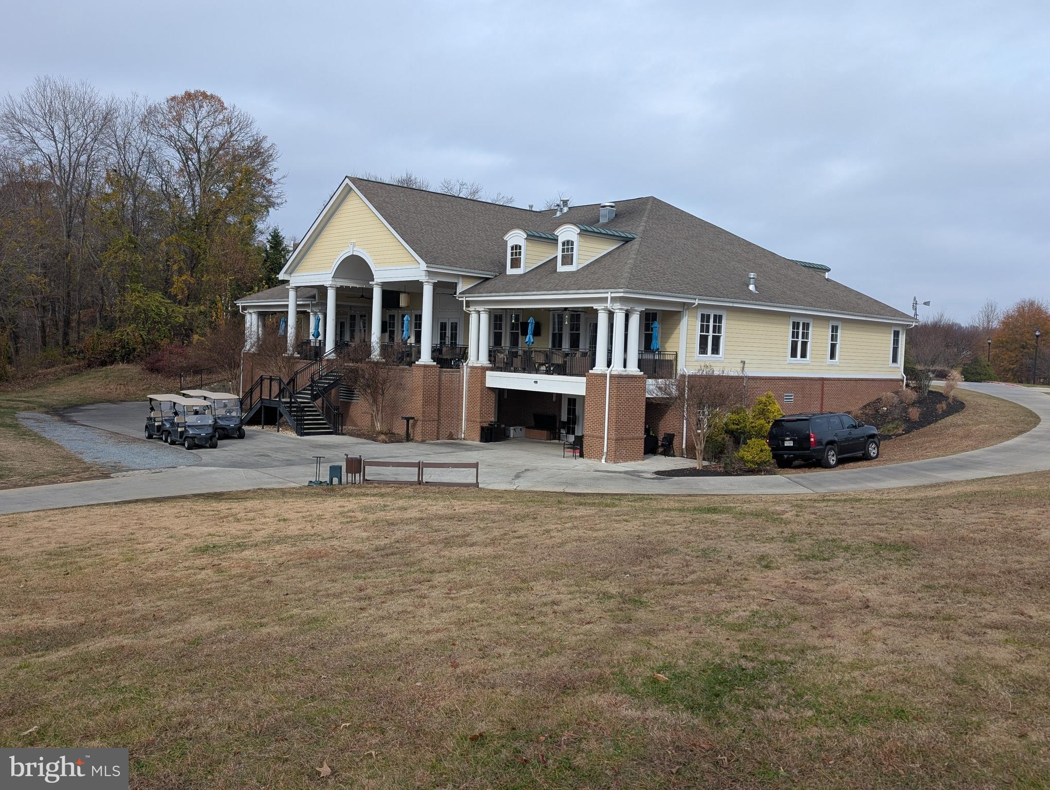 OAK CREEK CLUB - Residential