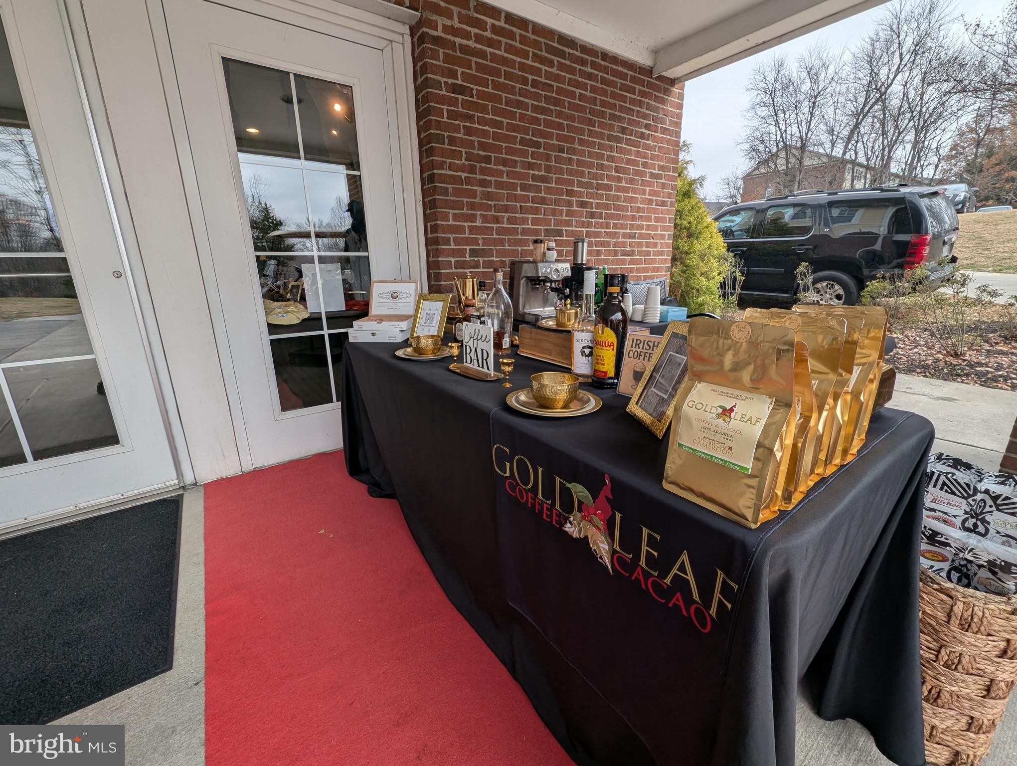 OAK CREEK CLUB - Residential