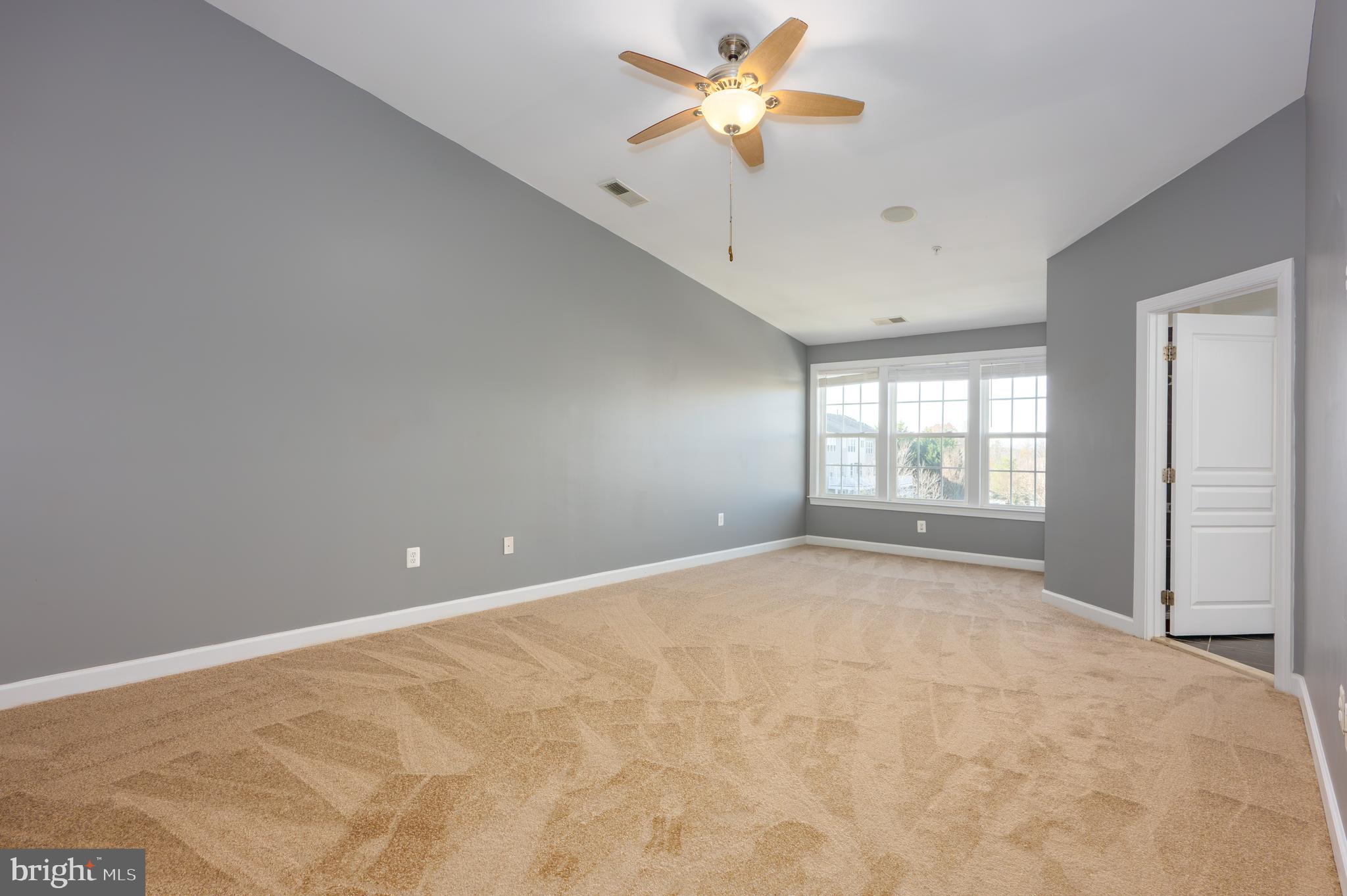 OAK CREEK CLUB - Residential