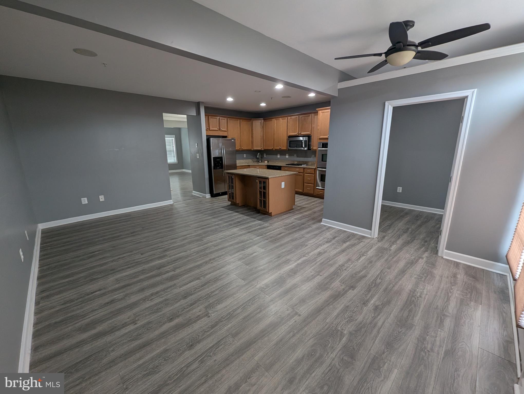 OAK CREEK CLUB - Residential