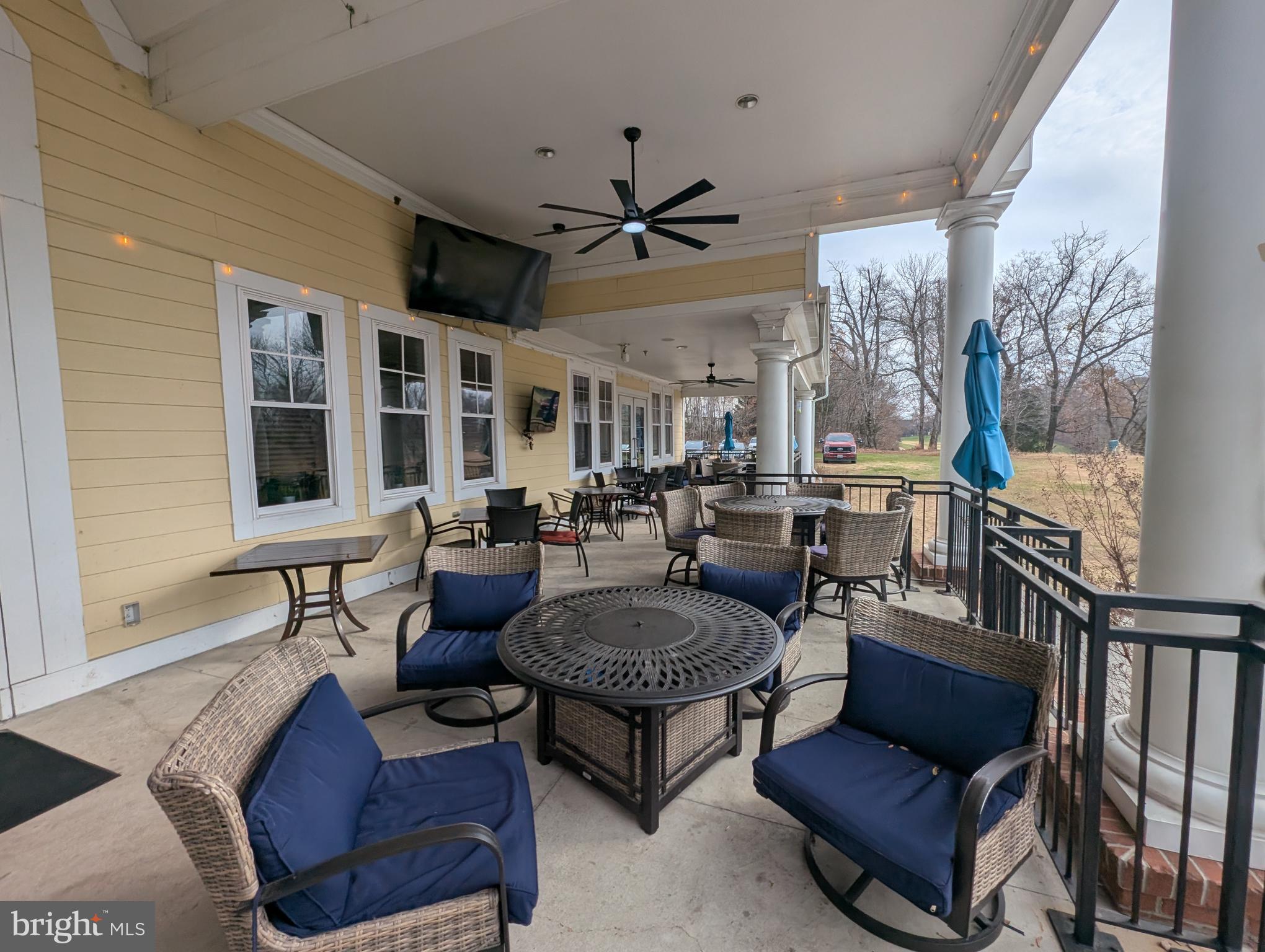 OAK CREEK CLUB - Residential