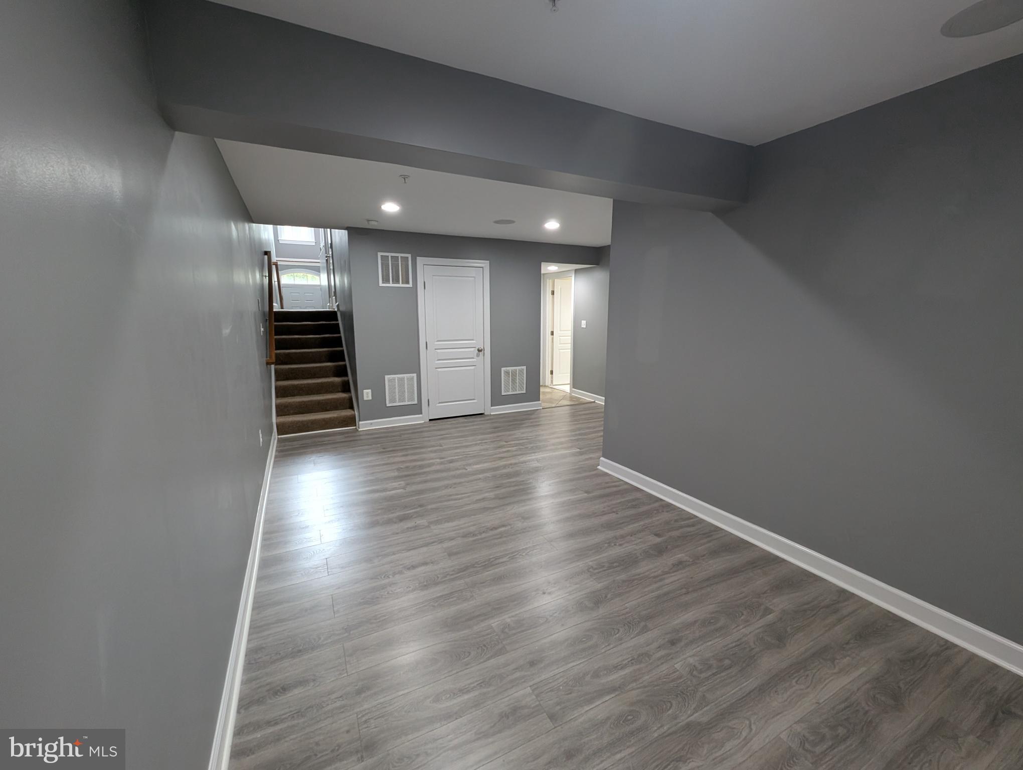 OAK CREEK CLUB - Residential