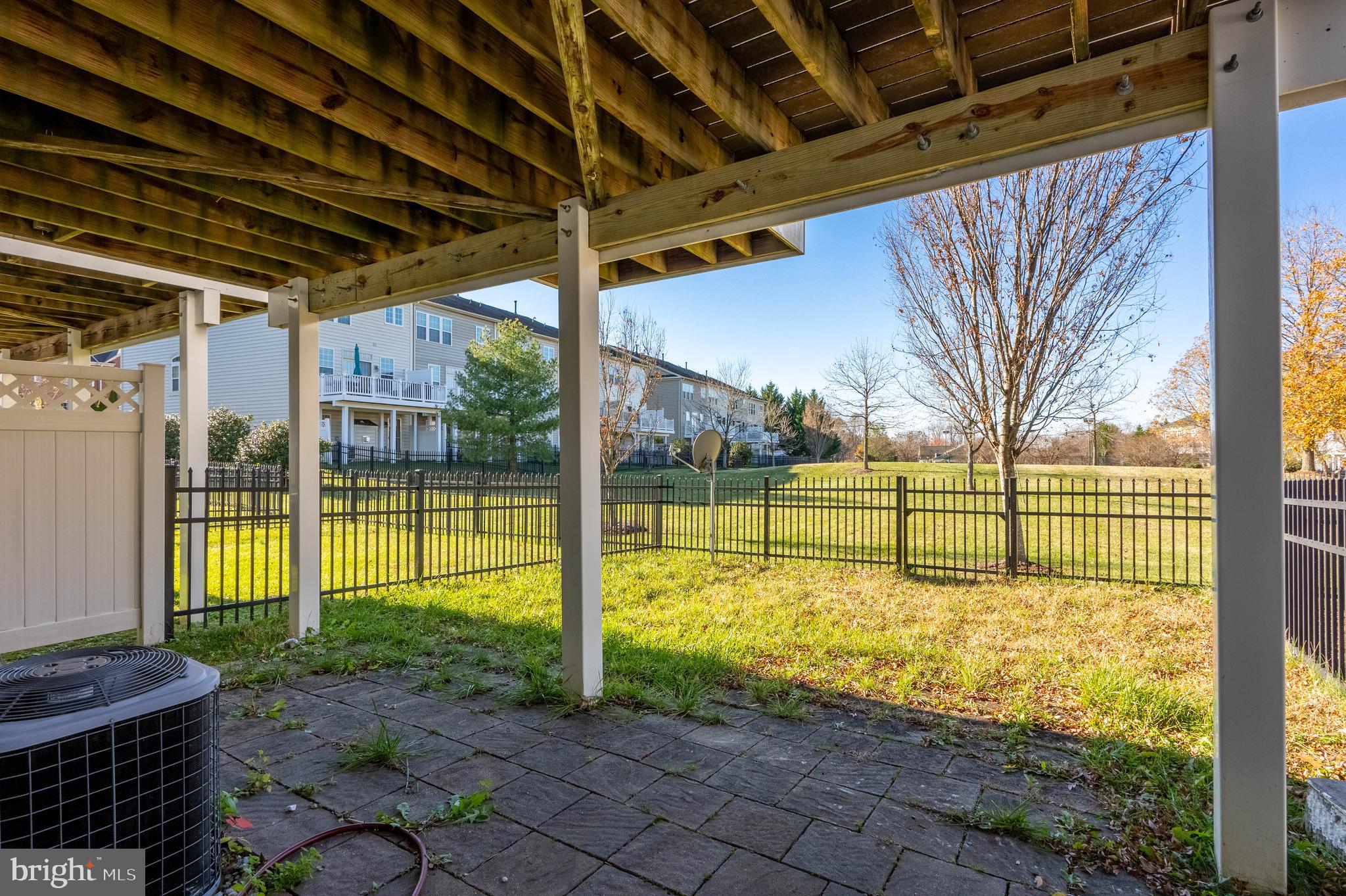 OAK CREEK CLUB - Residential