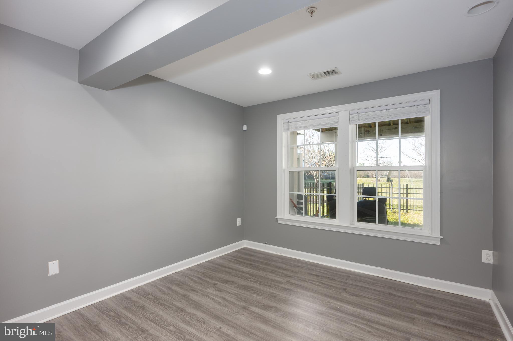 OAK CREEK CLUB - Residential