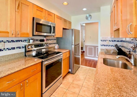 Condo For Rent - 2817 Jermantown Road #307<br/> OAKTON, VA 22124