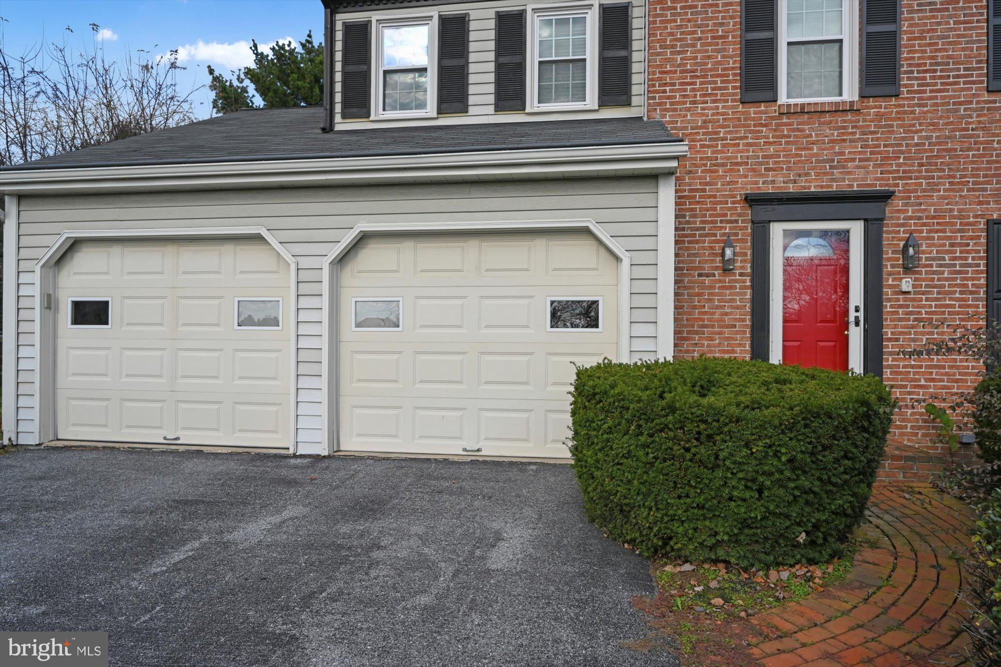 HEMPFIELD GREEN - Residential