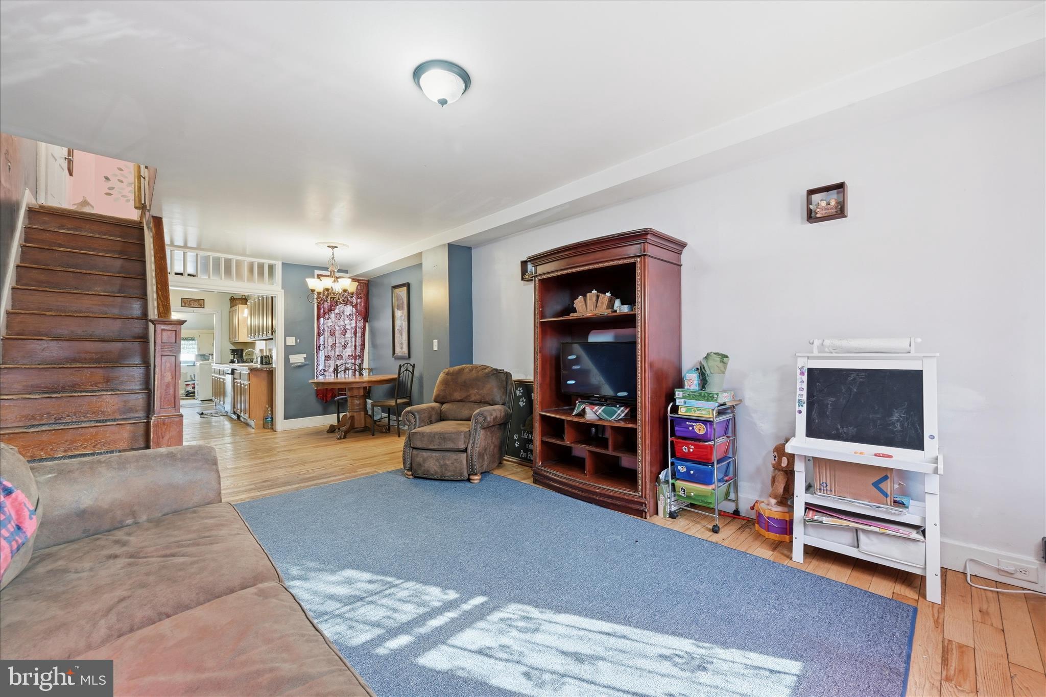 COLUMBIA - Residential