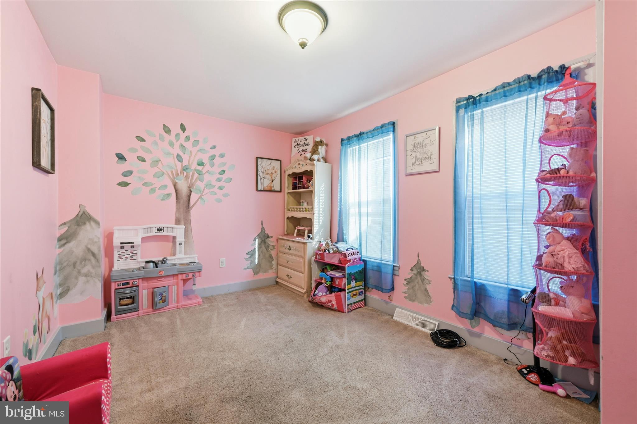 COLUMBIA - Residential