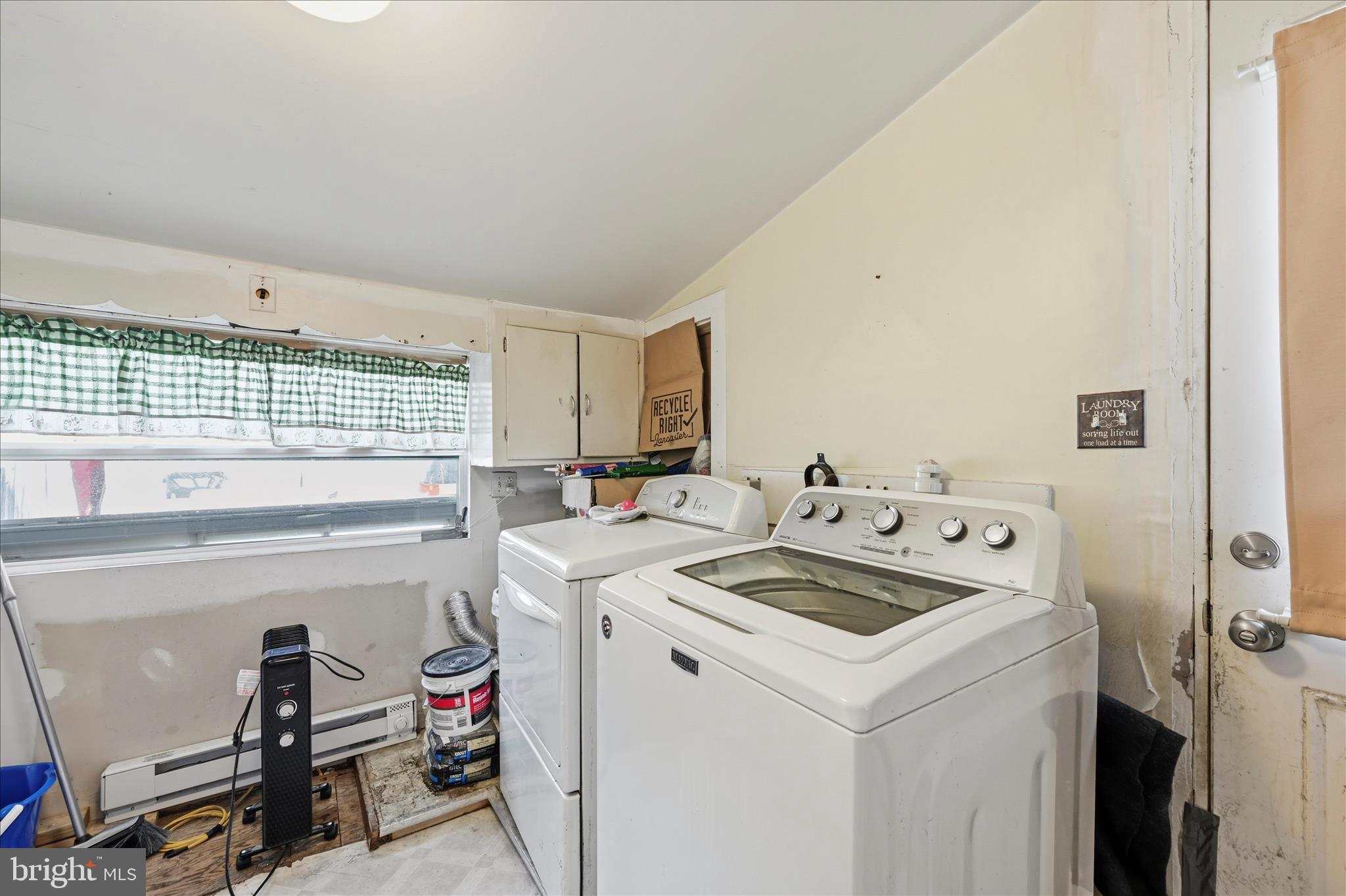 COLUMBIA - Residential