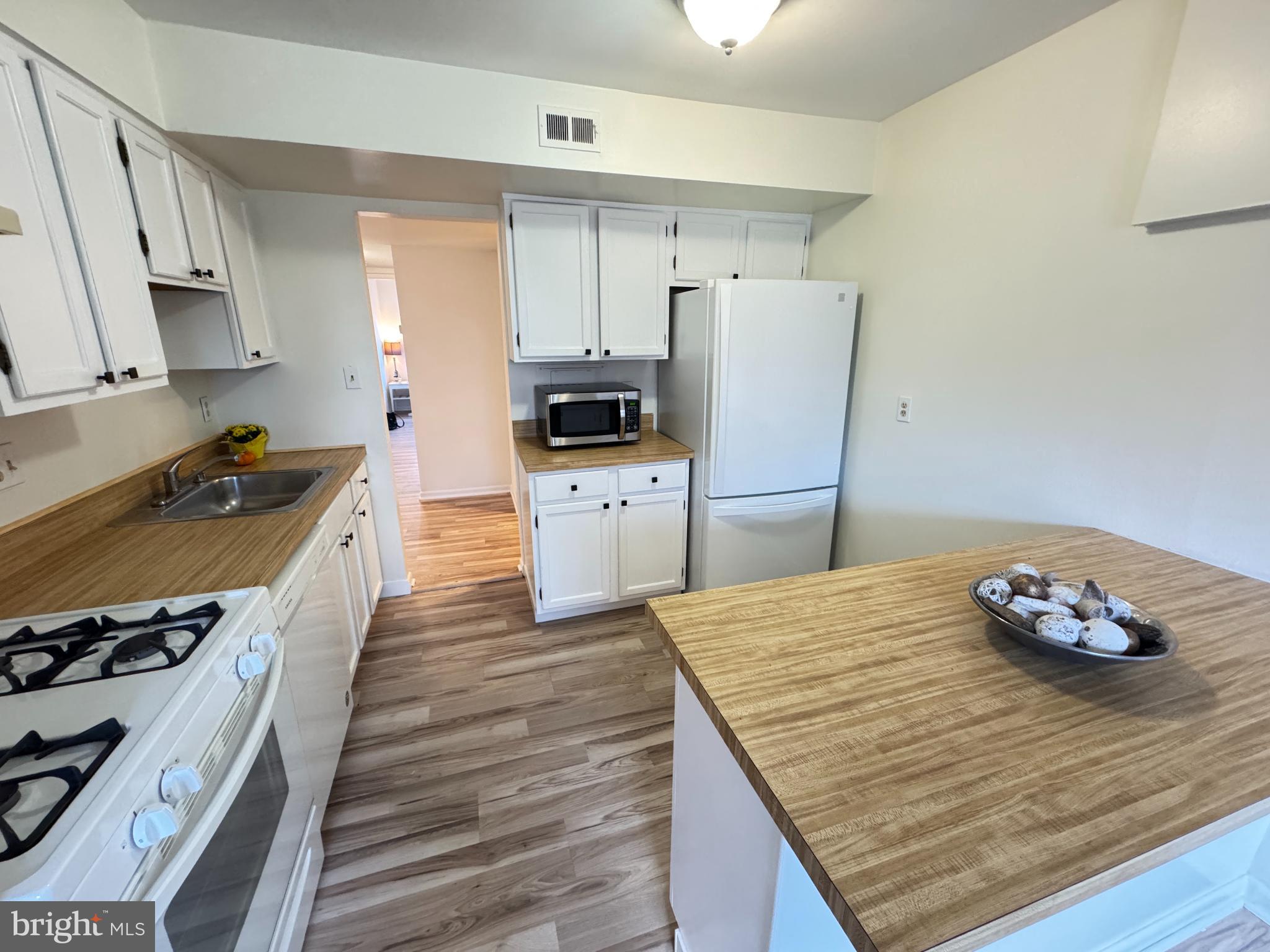 BRYANT WOODS - Residential