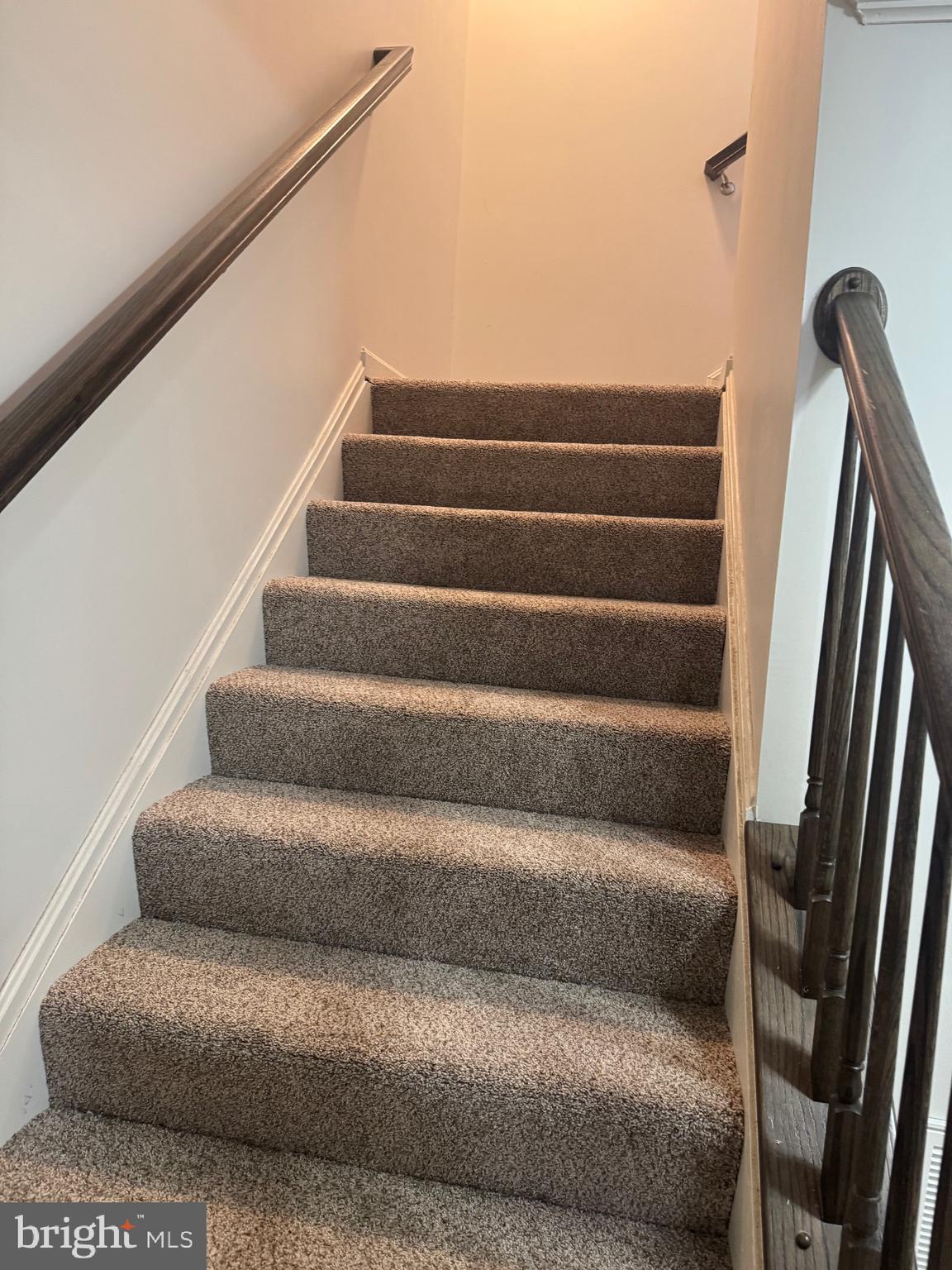 MANOR PARK - Residential Lease