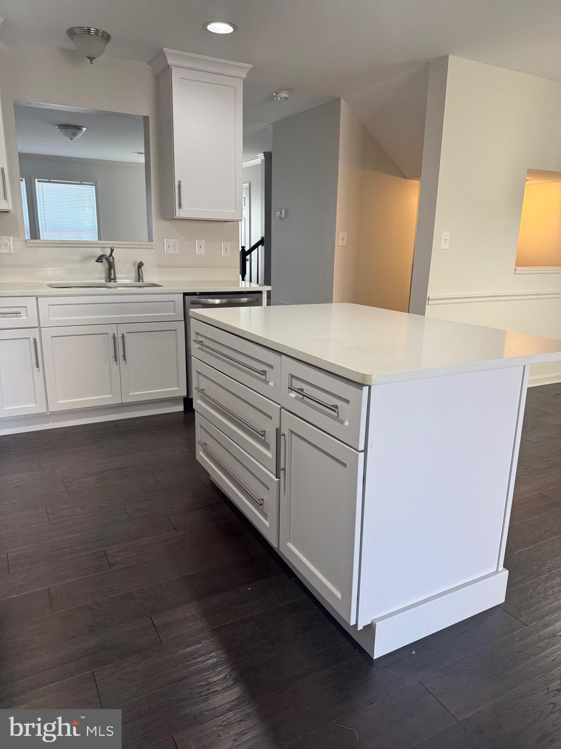 MANOR PARK - Residential Lease