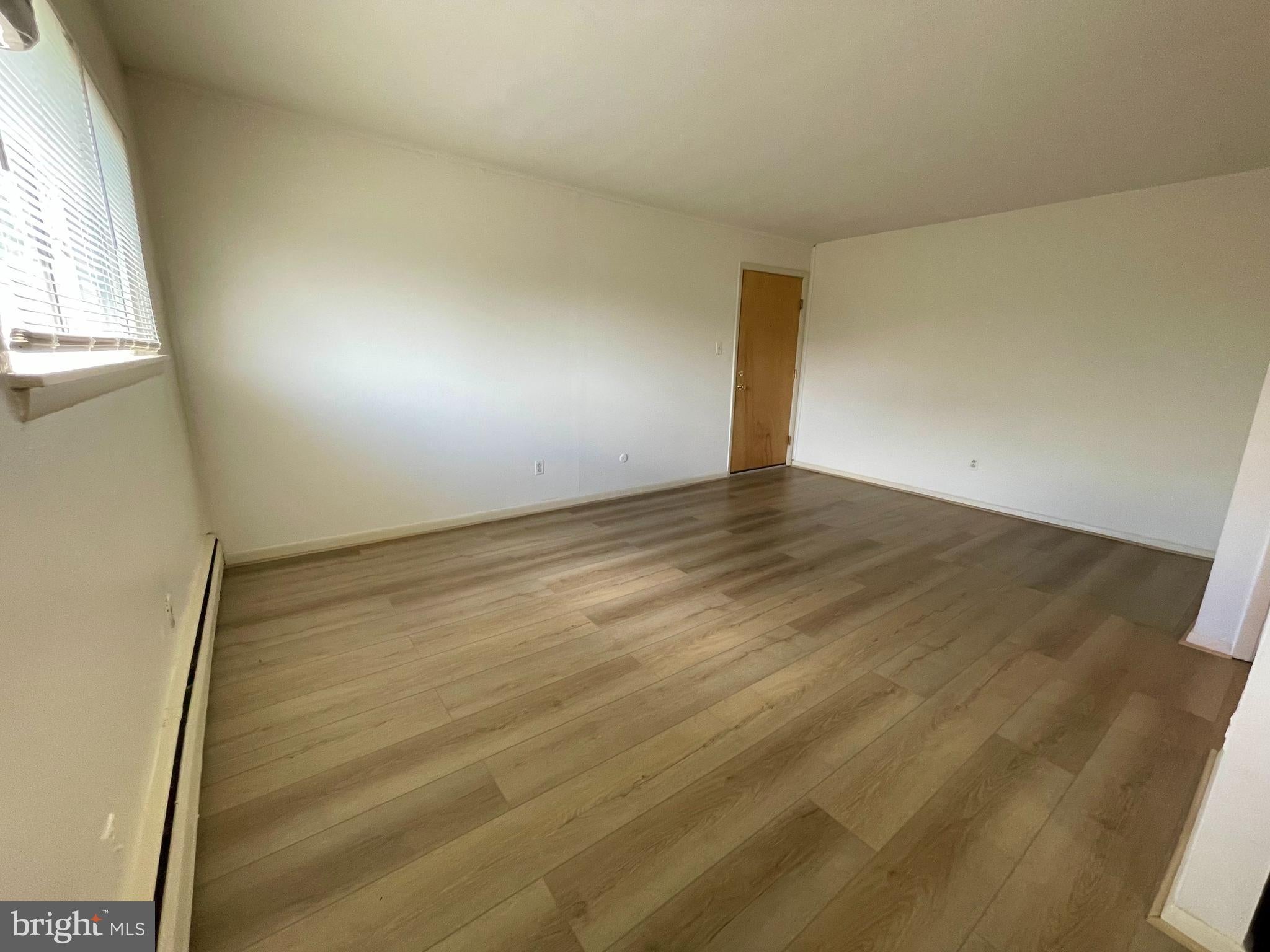 137 W FIFTH AVENUE C24