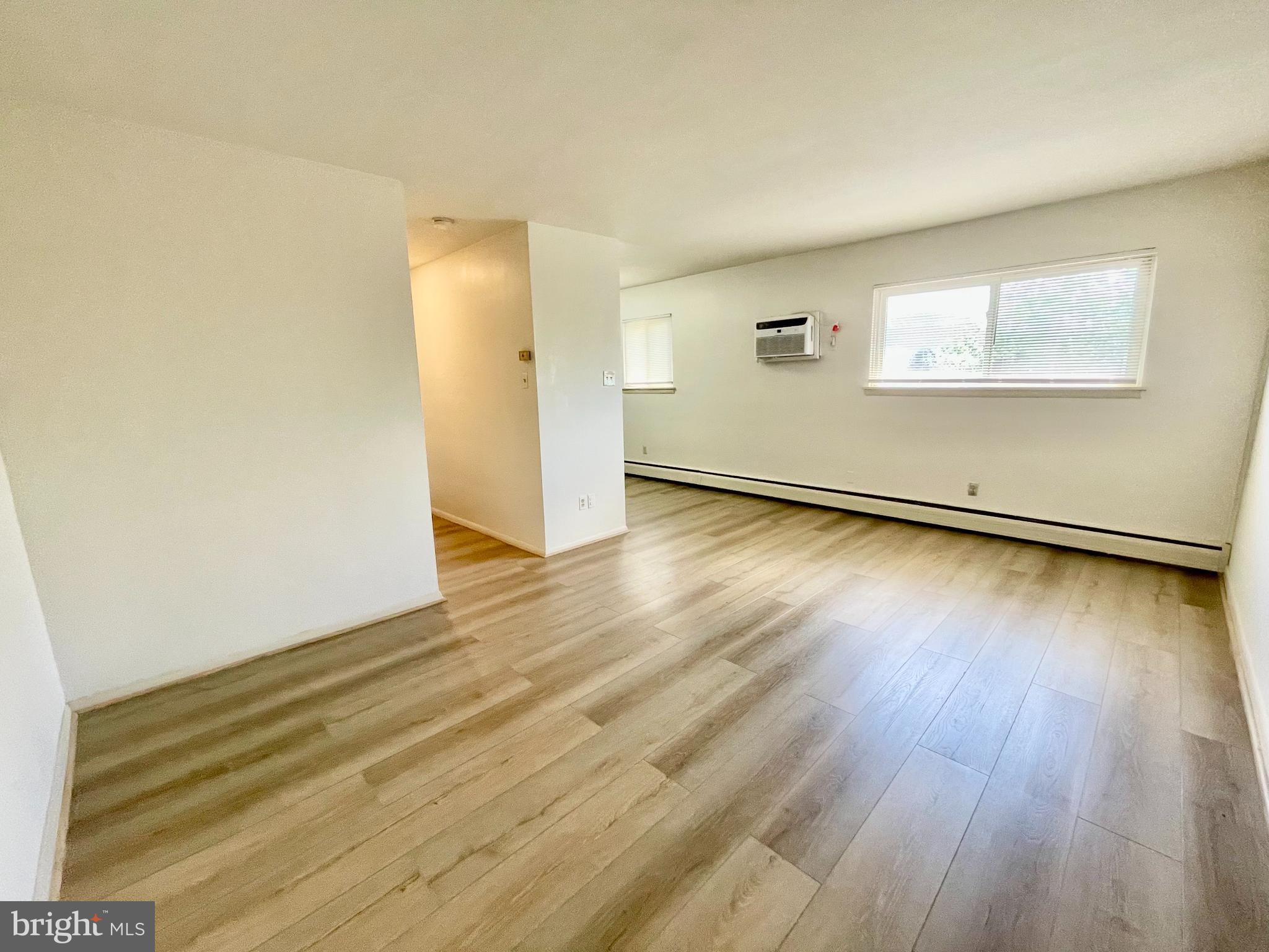 137 W FIFTH AVENUE C24