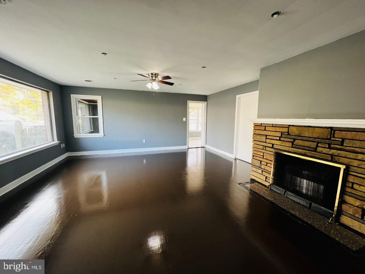 TEMPLE HILLS PARK - Residential