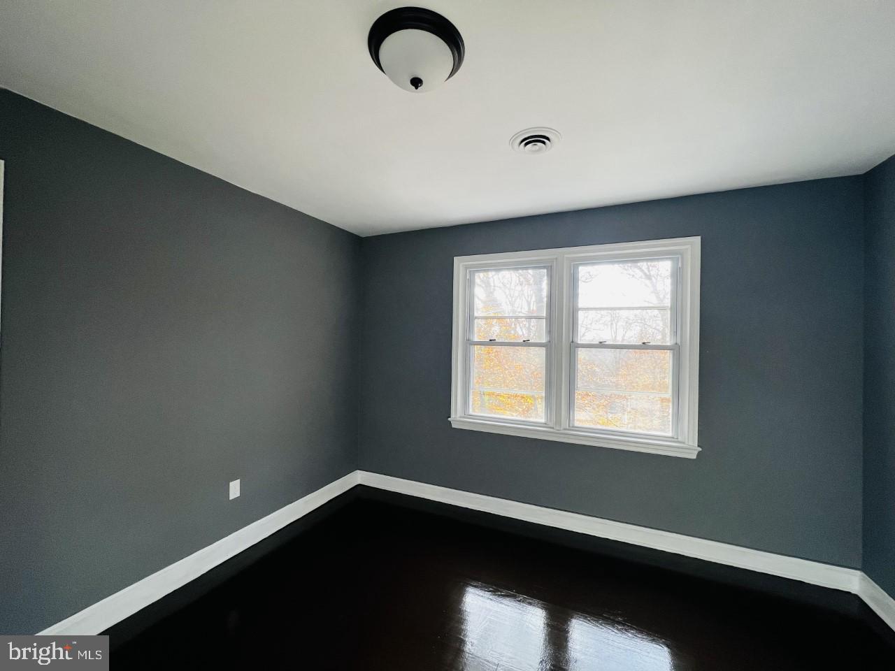 TEMPLE HILLS PARK - Residential