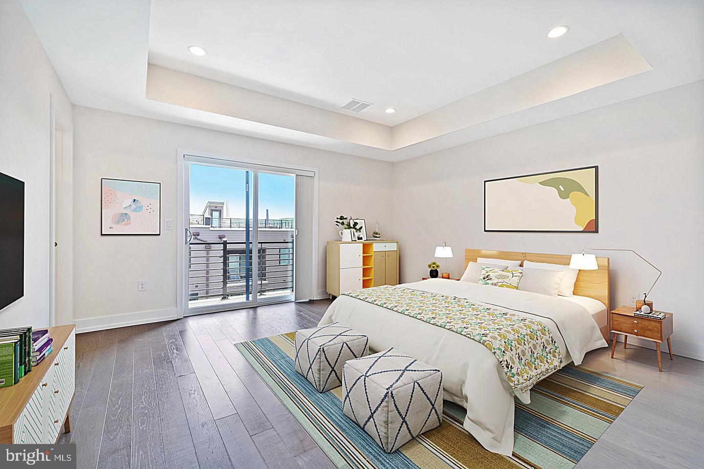 BROWNSTONES AT VF - Residential Lease