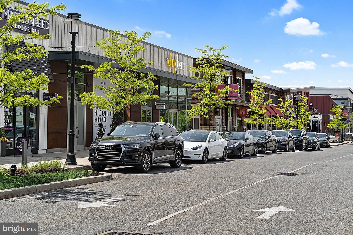 BROWNSTONES AT VF - Residential Lease