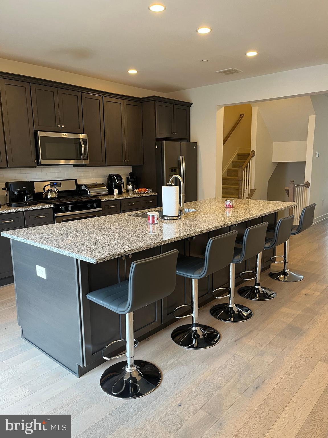 BROWNSTONES AT VF - Residential Lease