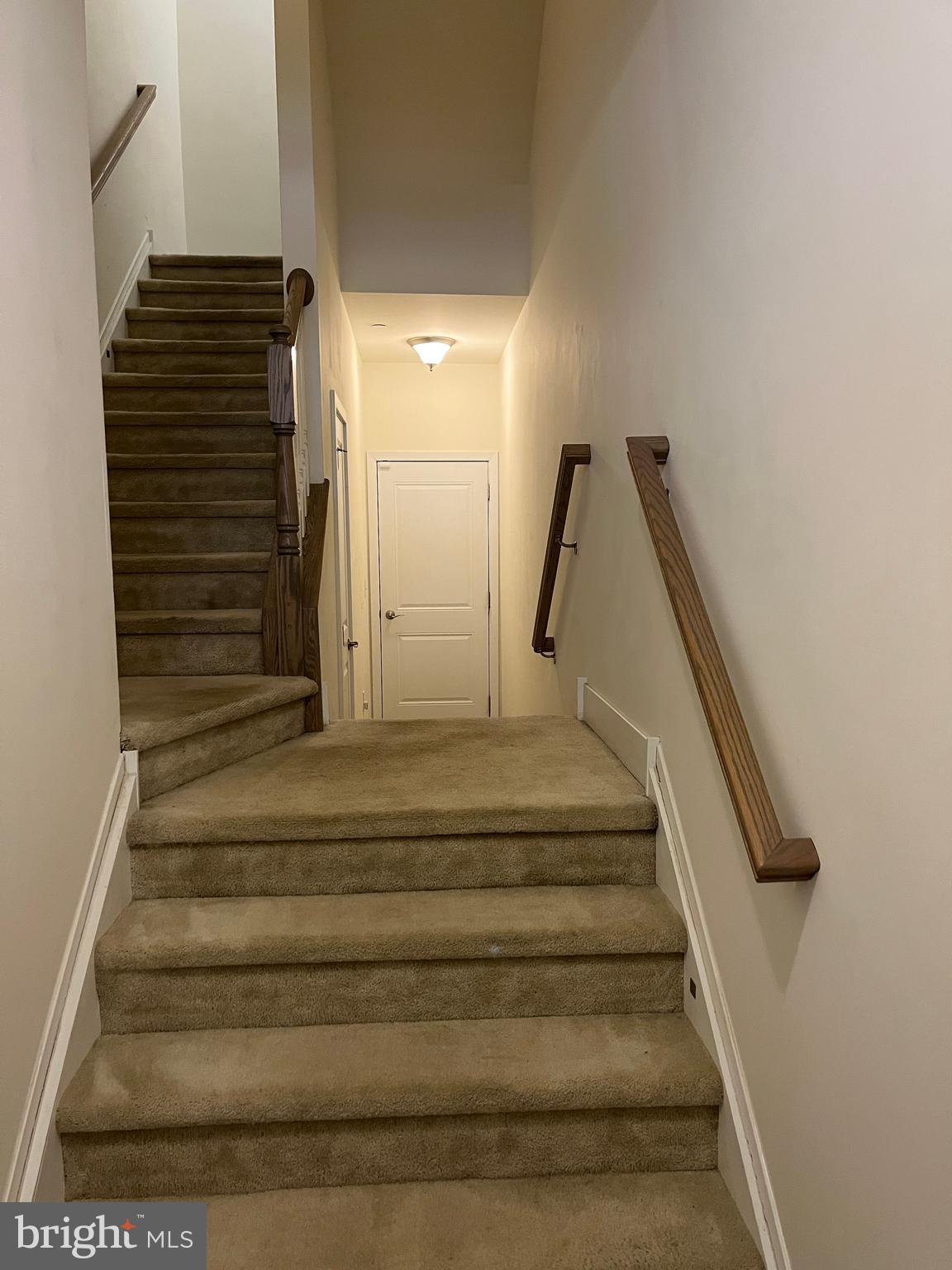 BROWNSTONES AT VF - Residential Lease