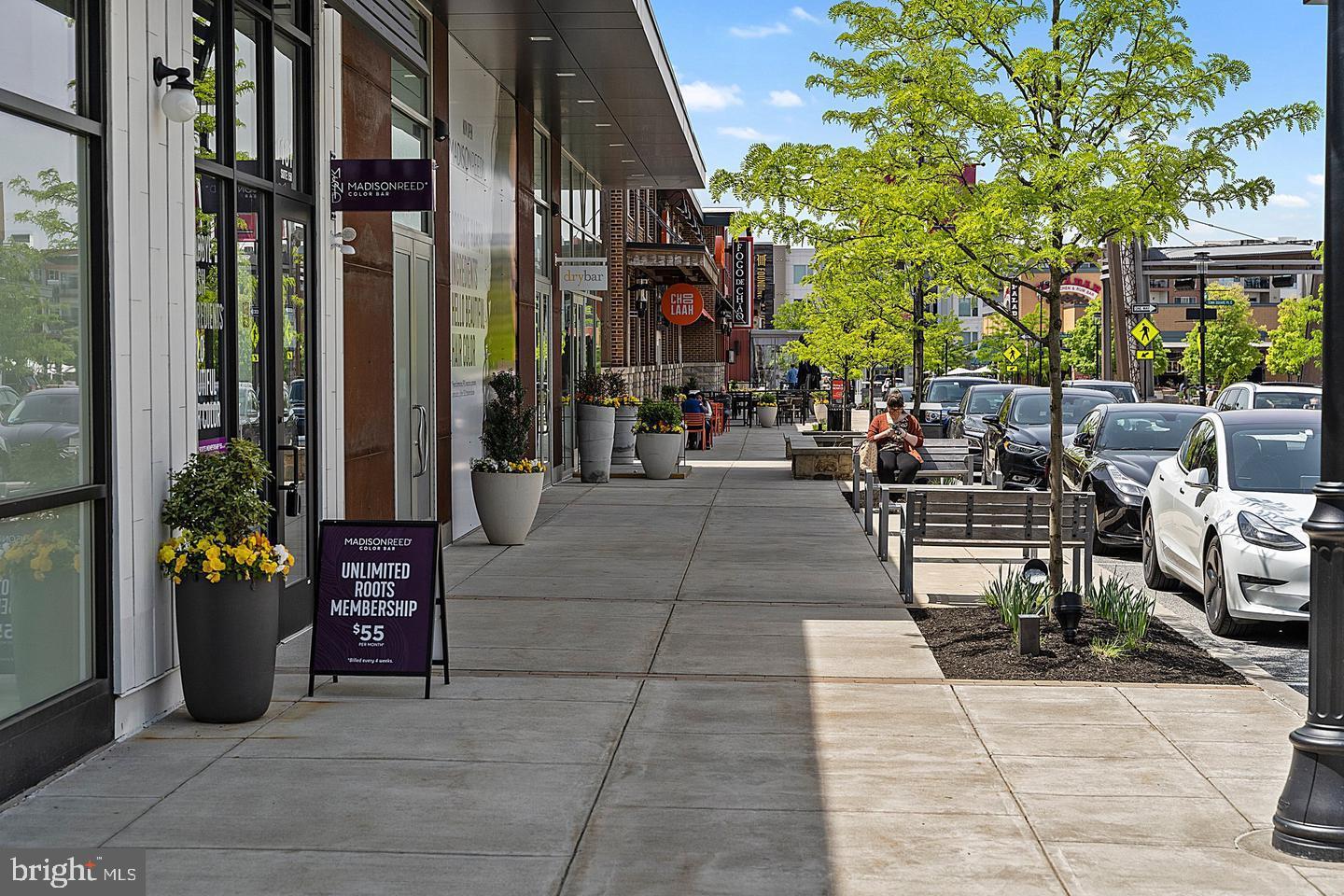 BROWNSTONES AT VF - Residential Lease