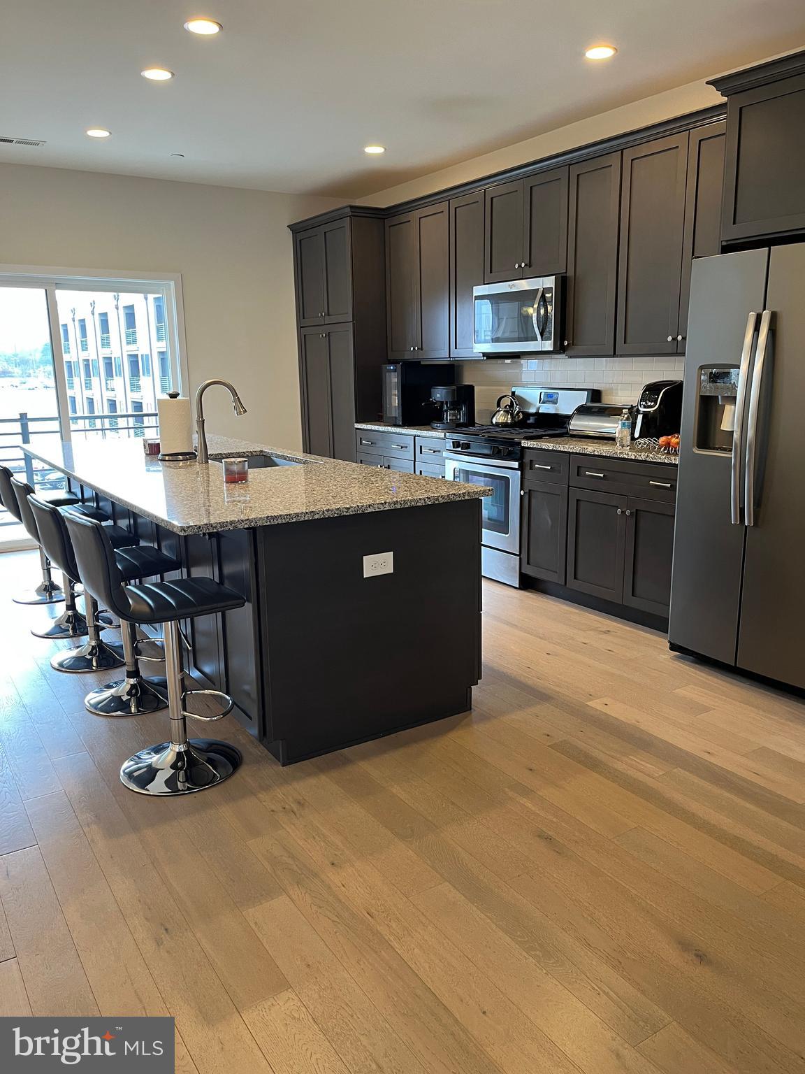 BROWNSTONES AT VF - Residential Lease