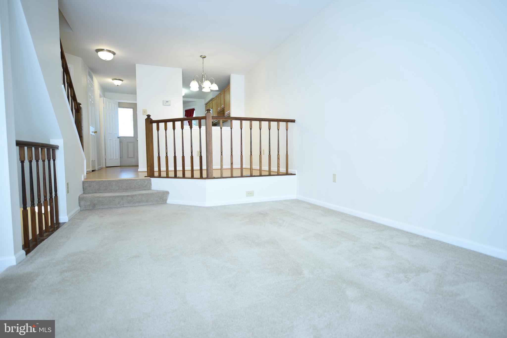 RESTON - Residential Lease