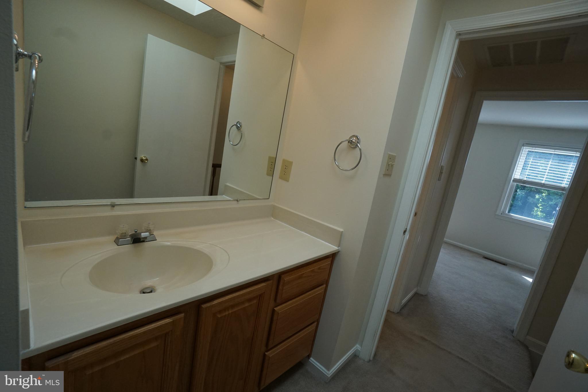 RESTON - Residential Lease