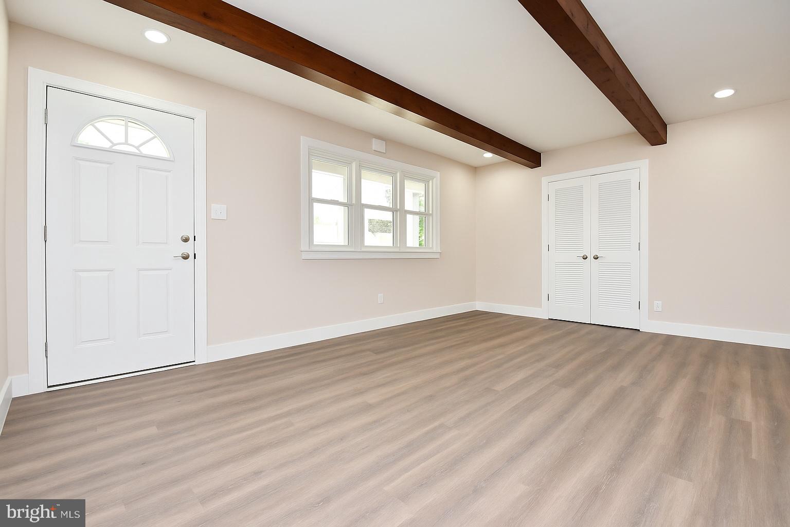 98 OAK AVENUE