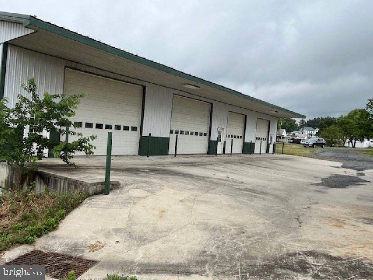 572 OLD RTE 22
