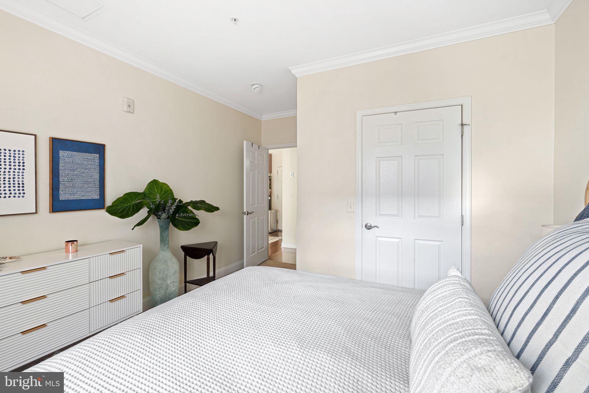 THE GRANDE AT RIVERVIEW - Residential