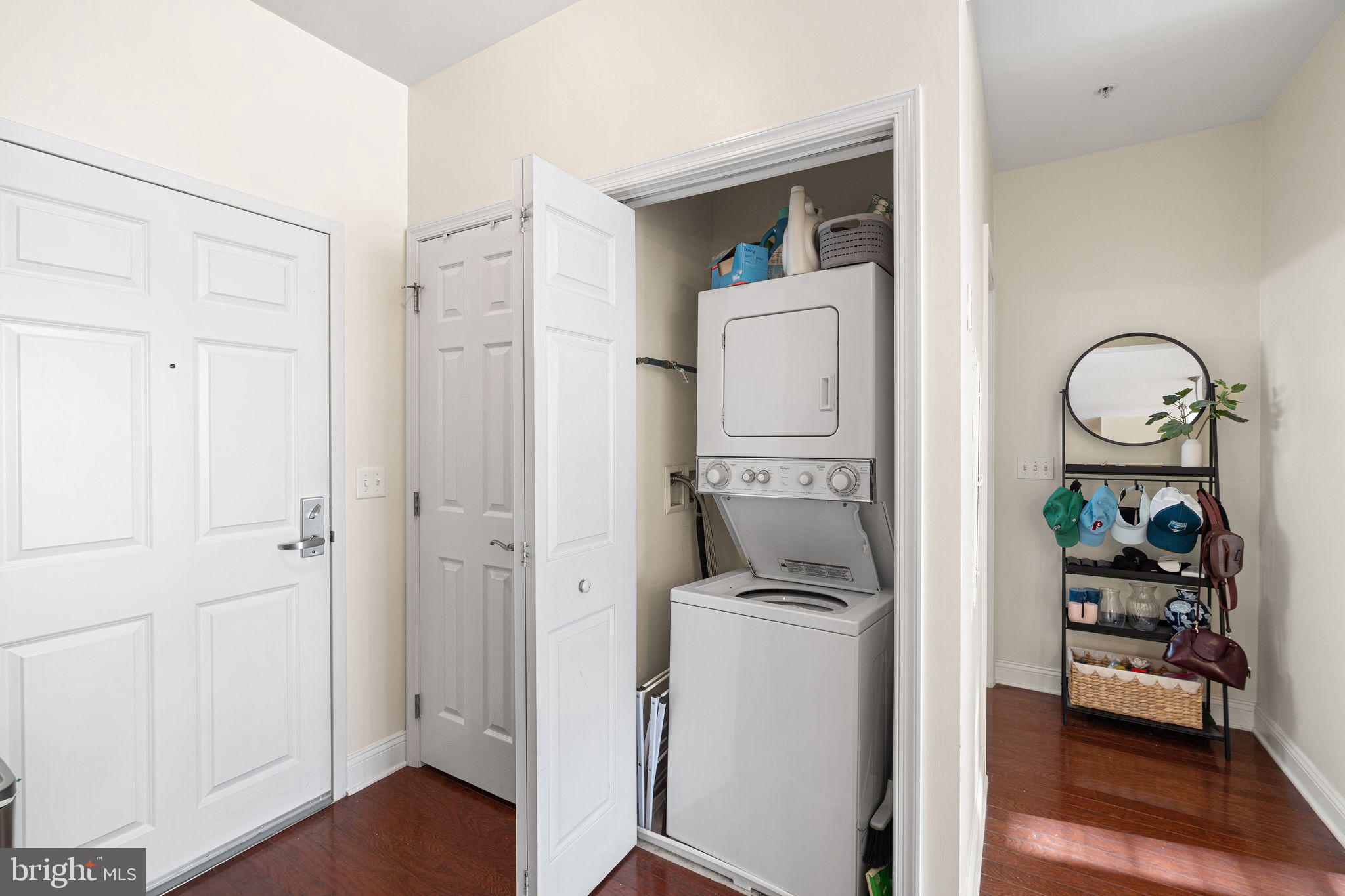 THE GRANDE AT RIVERVIEW - Residential