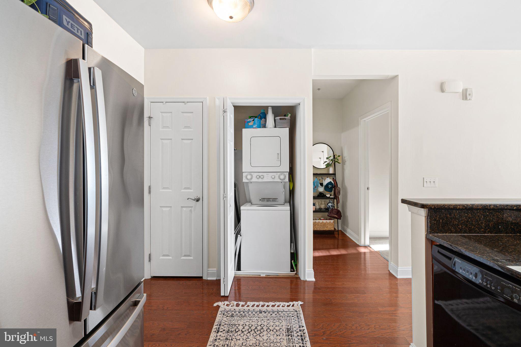 THE GRANDE AT RIVERVIEW - Residential