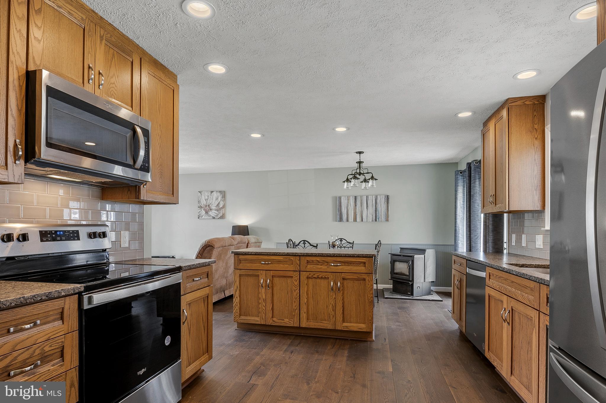 CUNNINGHILL COVE - Residential