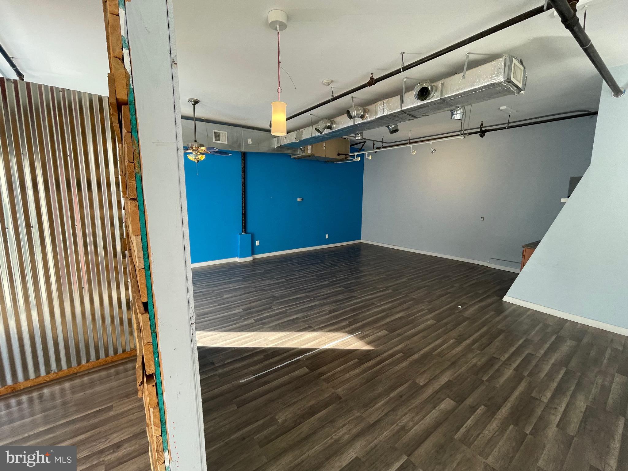 507 W GIRARD AVENUE 9