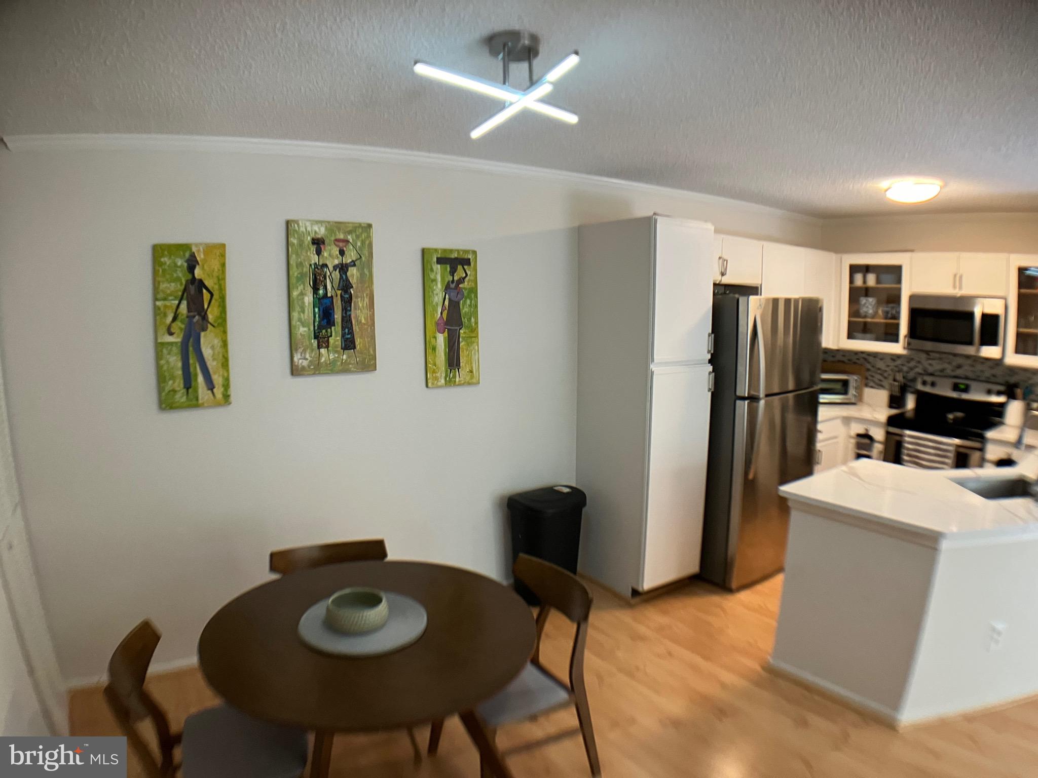 RESTON - Residential Lease