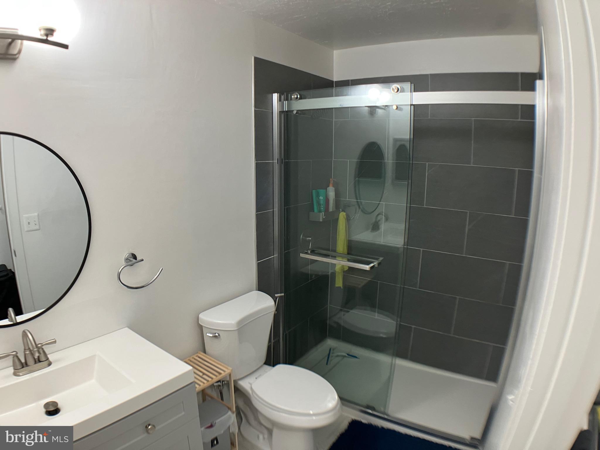 RESTON - Residential Lease