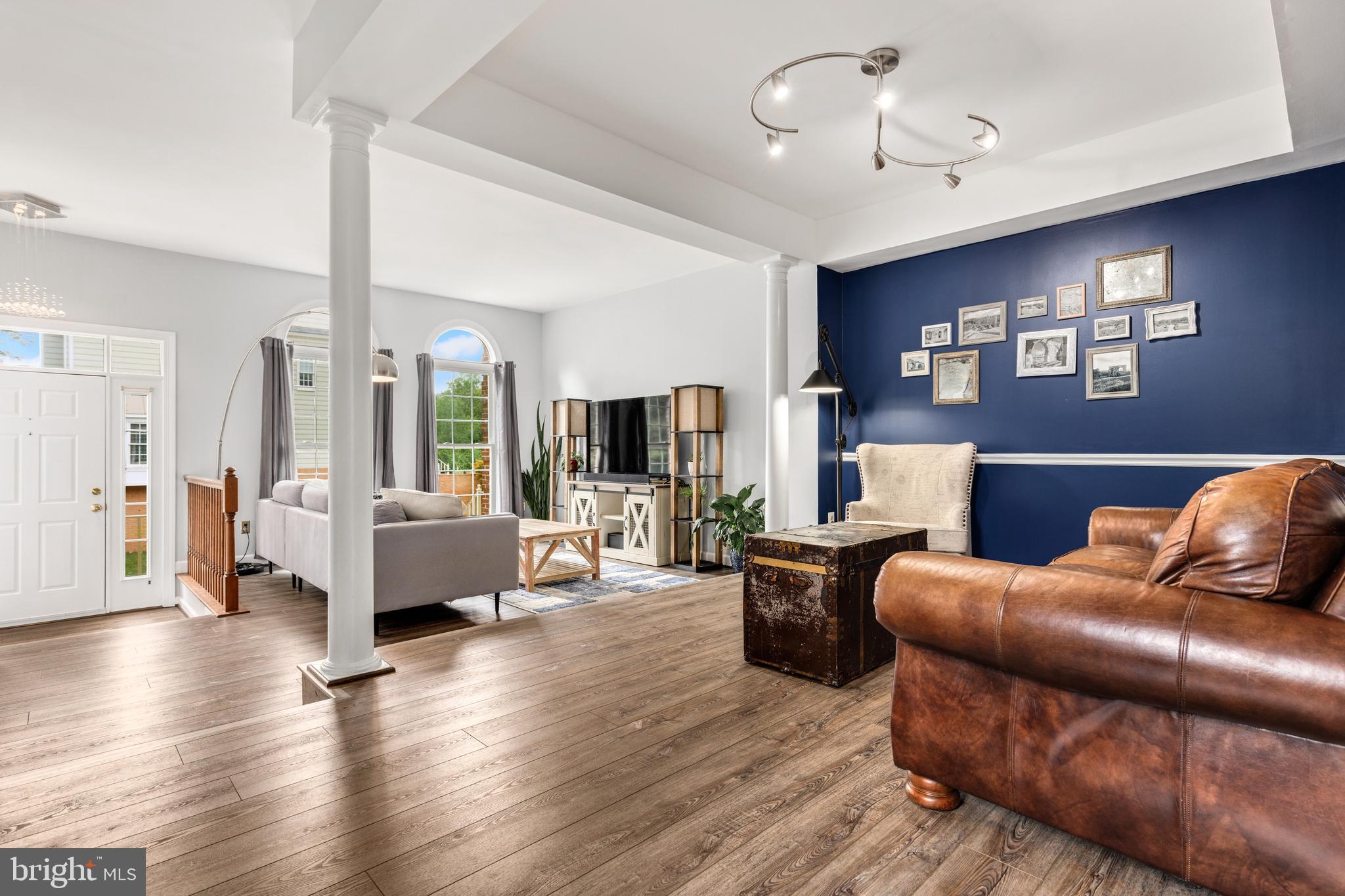 POTOMAC LAKES - Residential