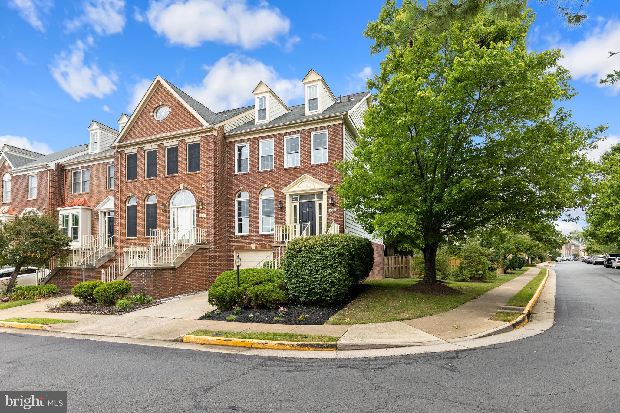 POTOMAC LAKES - Residential