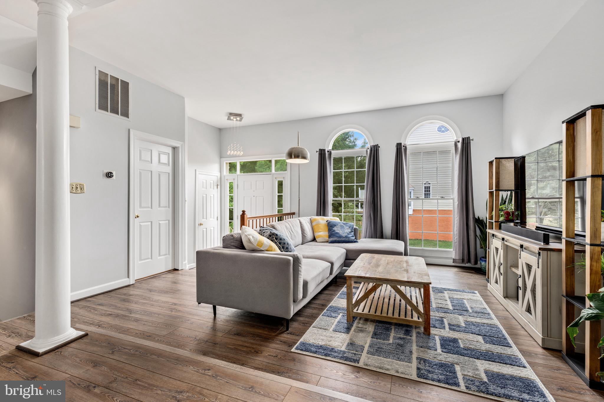 POTOMAC LAKES - Residential