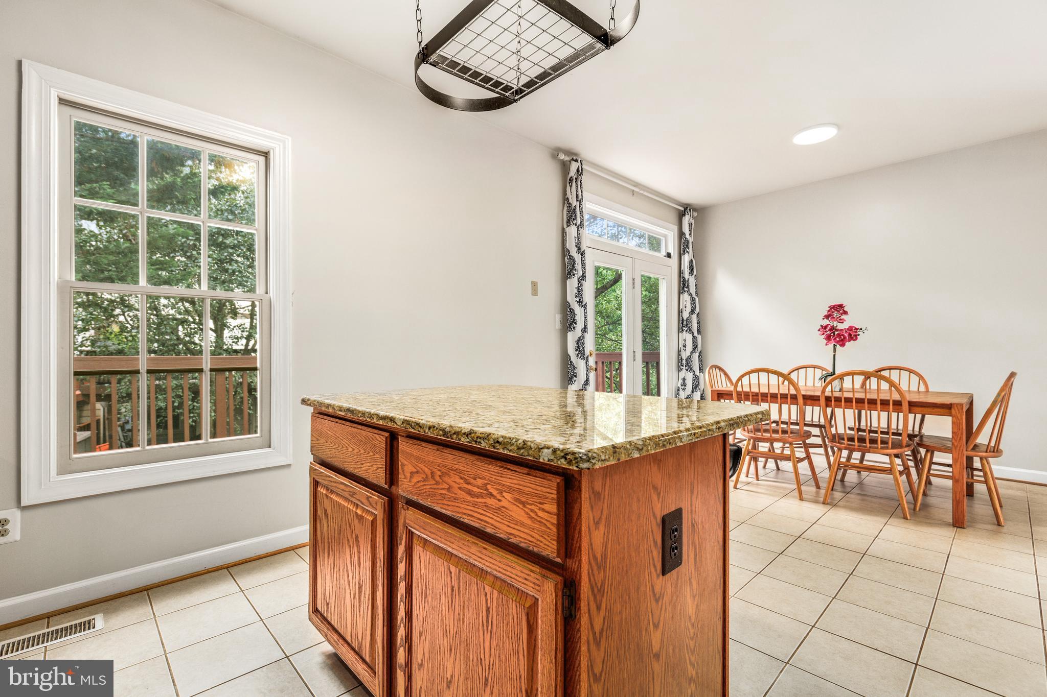 POTOMAC LAKES - Residential