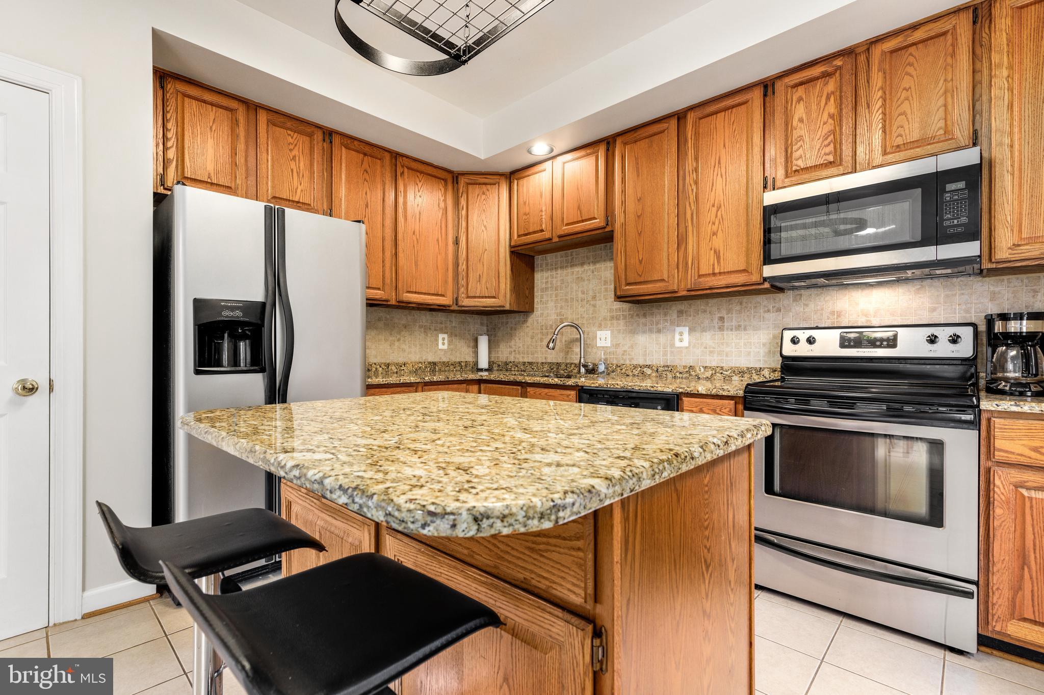 POTOMAC LAKES - Residential