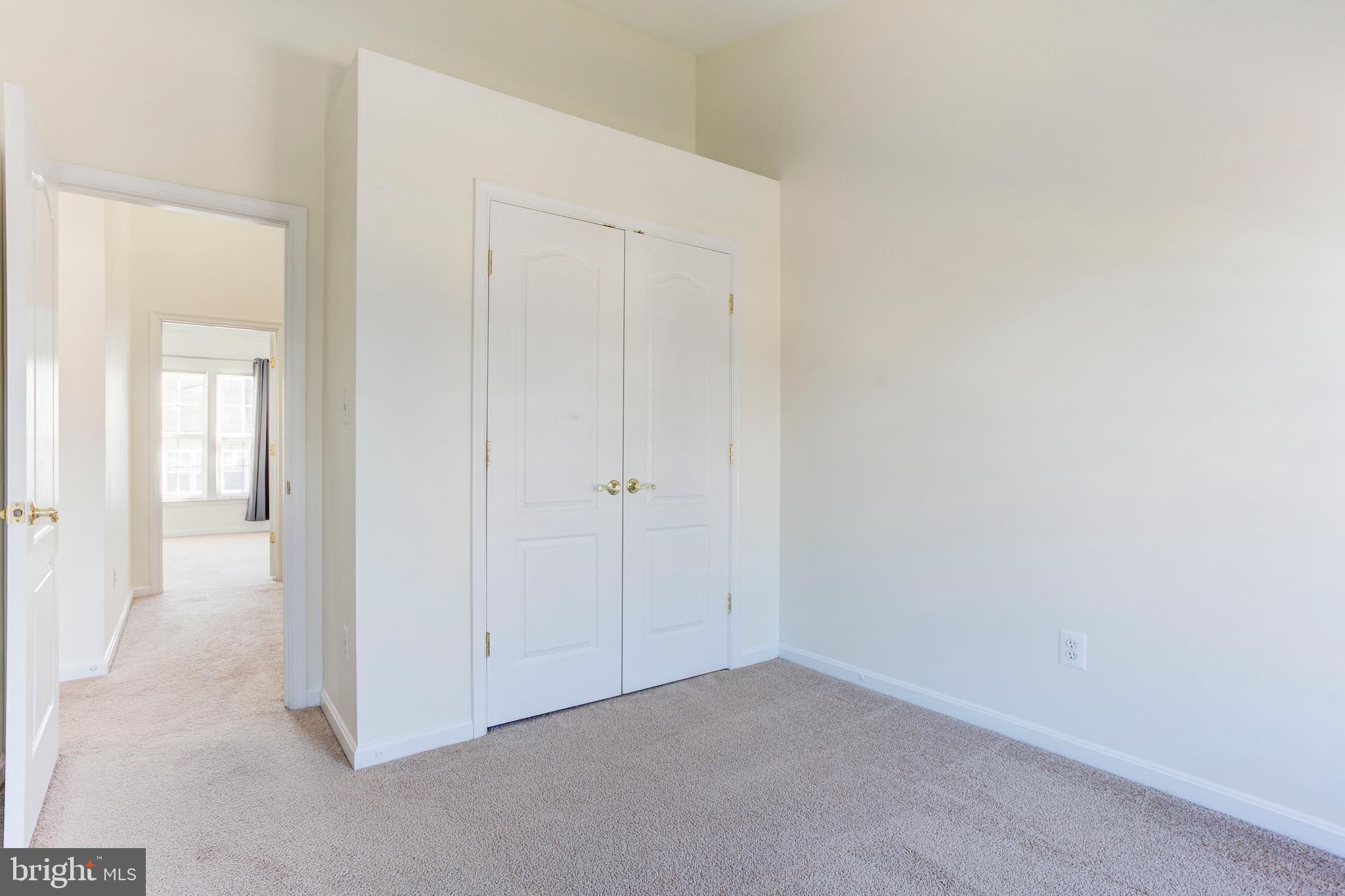 BROADLANDS SOUTH - Residential Lease