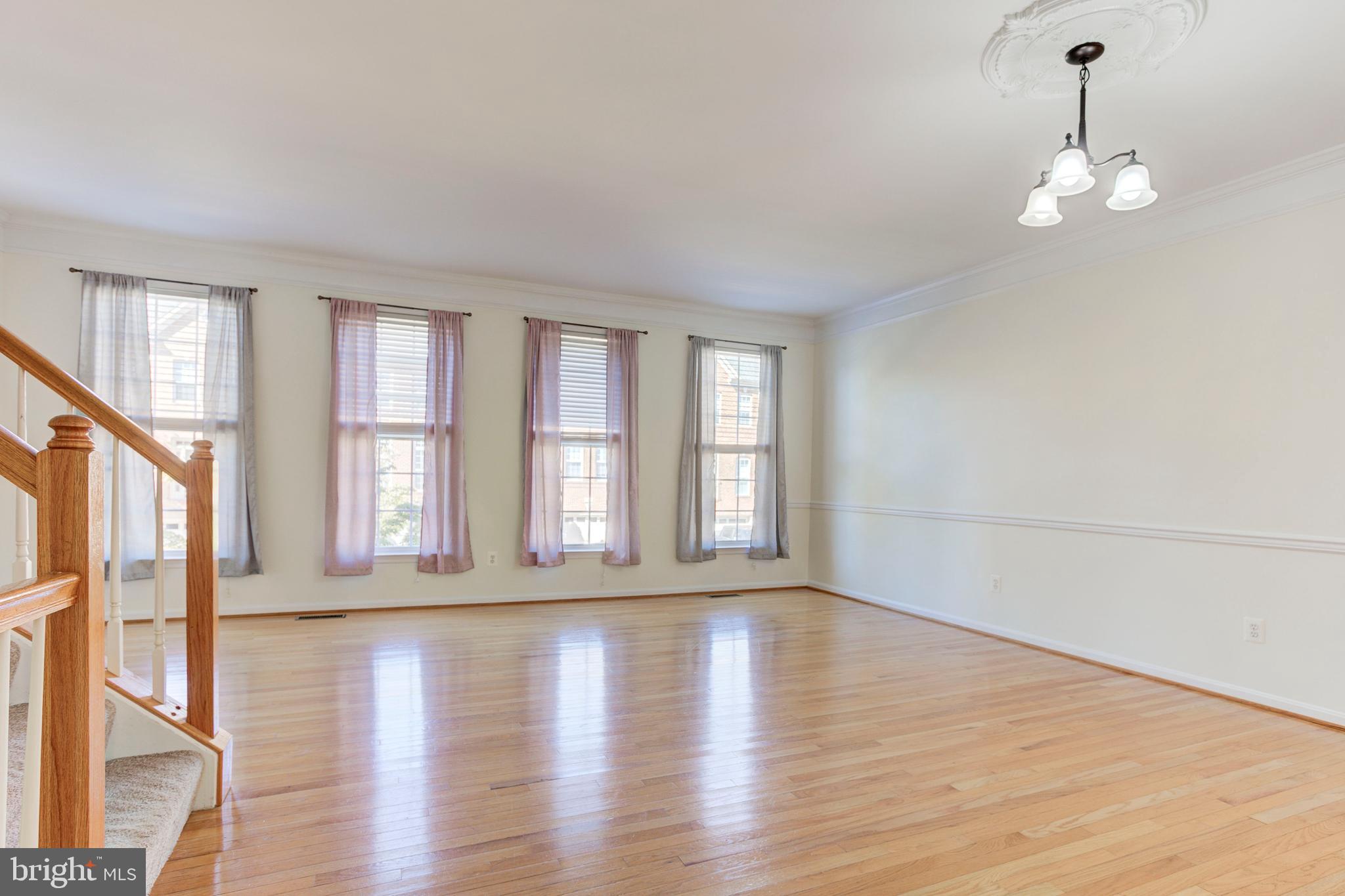 BROADLANDS SOUTH - Residential Lease