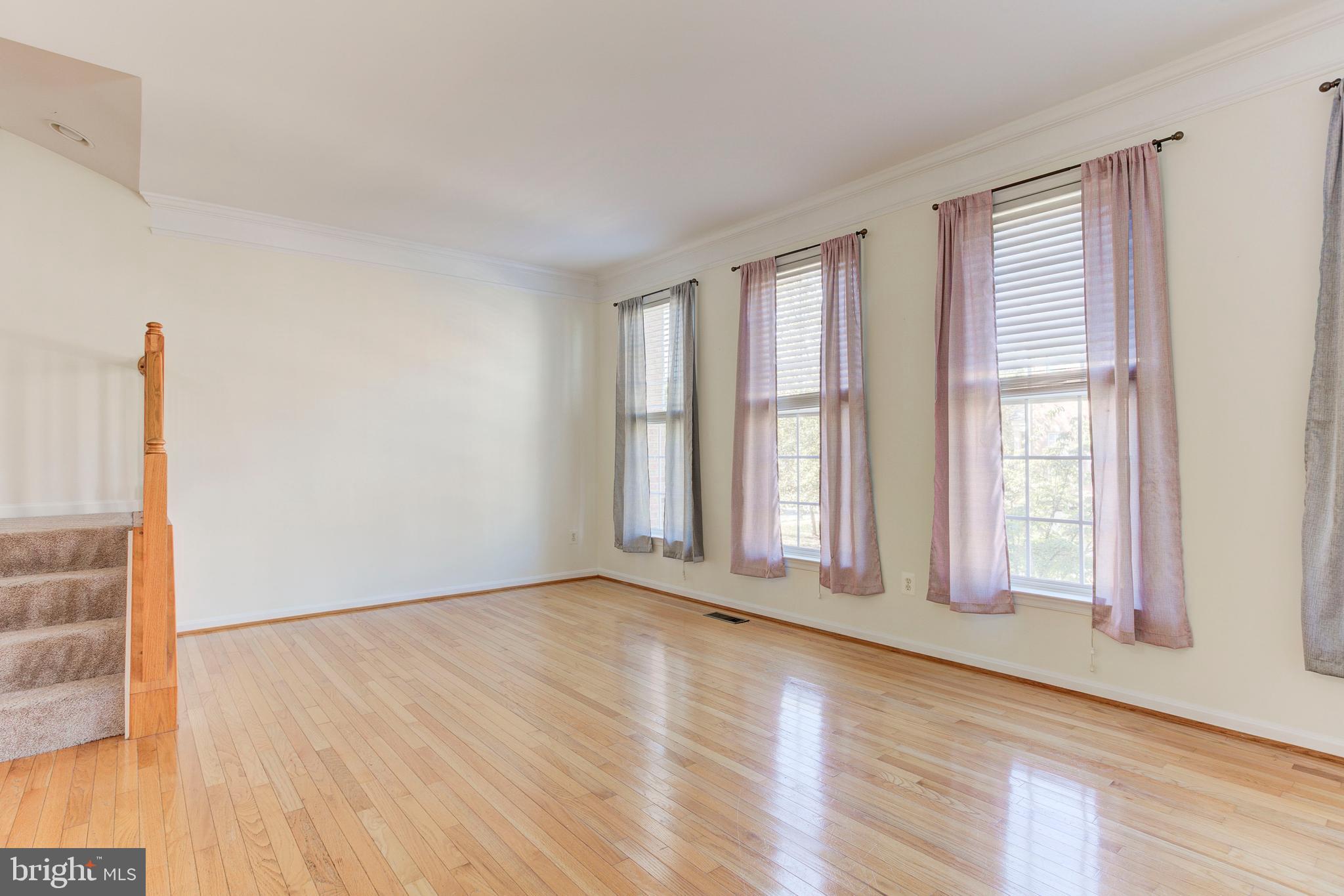 BROADLANDS SOUTH - Residential Lease