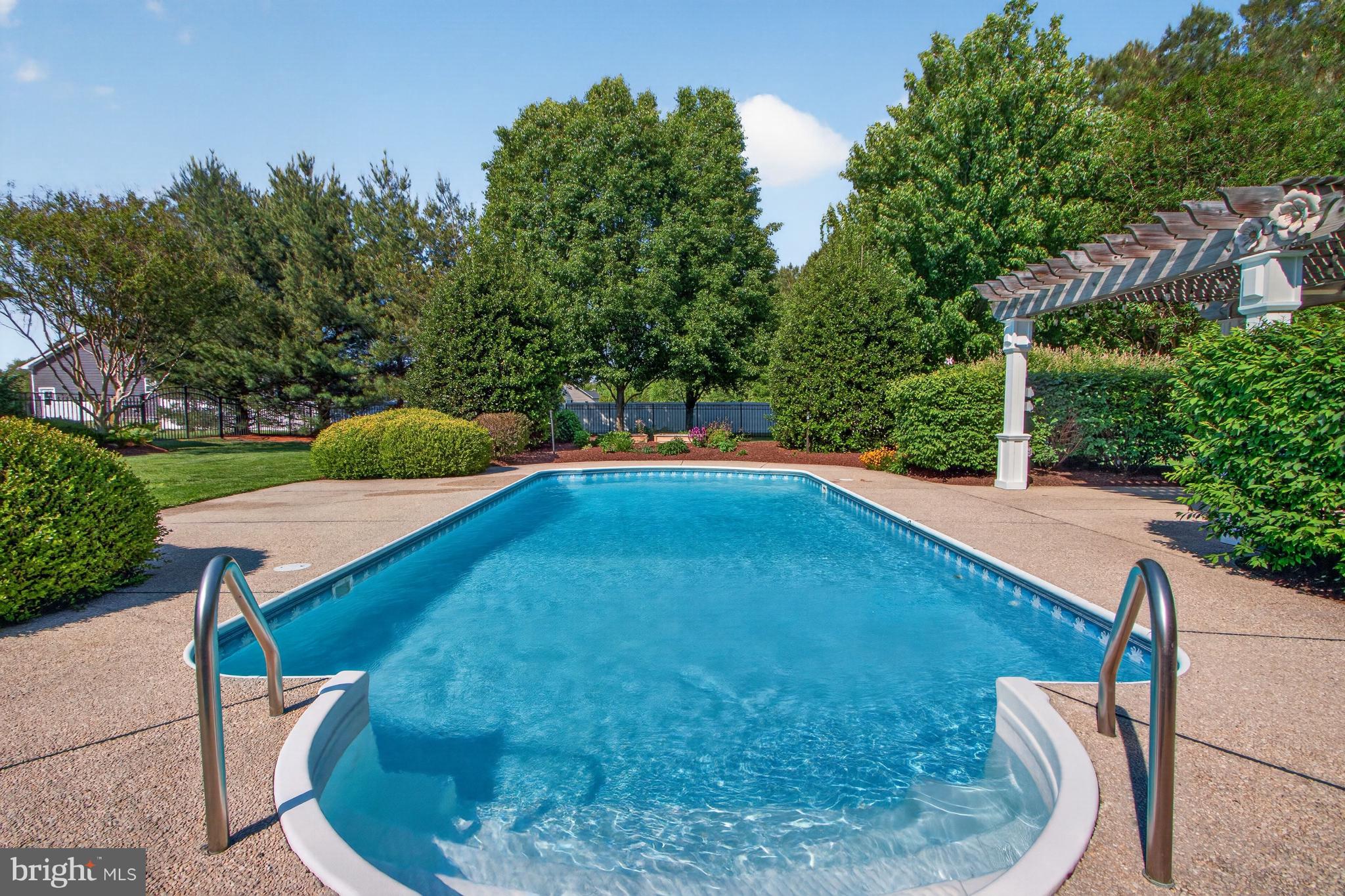 BLACK CREEK COVE - Residential