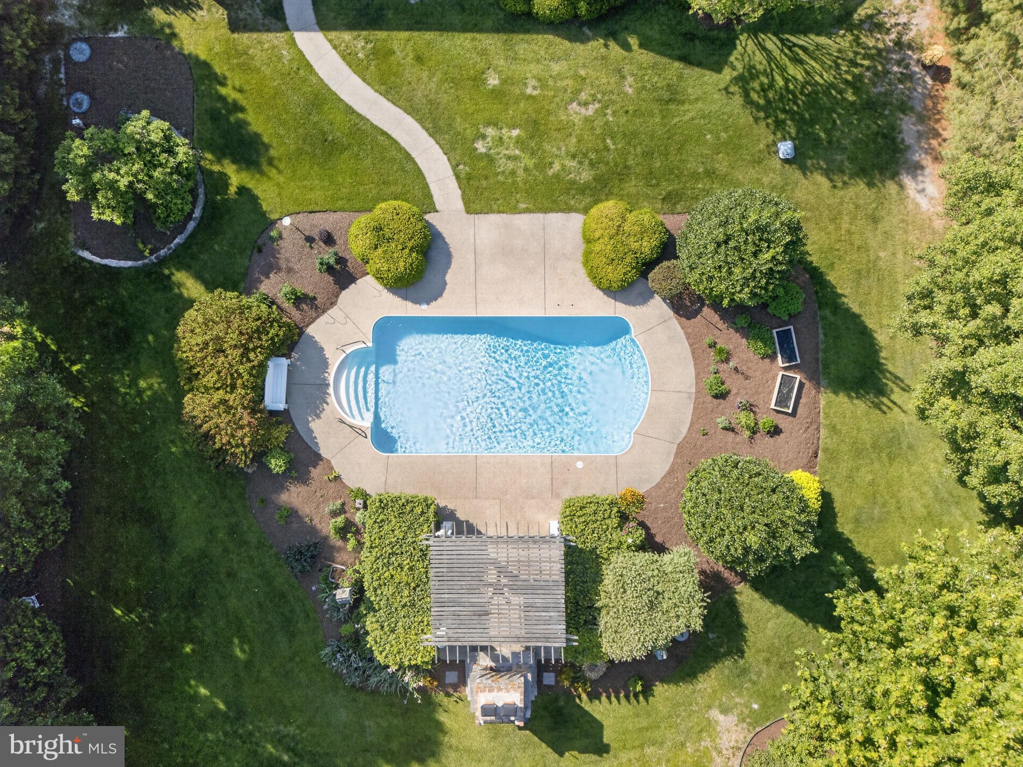 BLACK CREEK COVE - Residential
