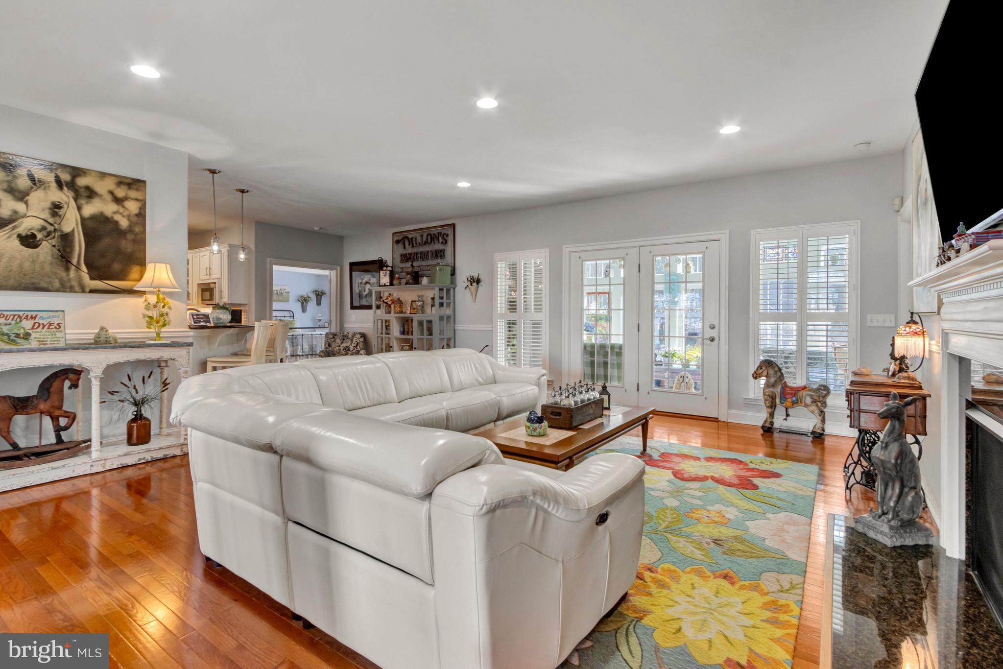 BLACK CREEK COVE - Residential