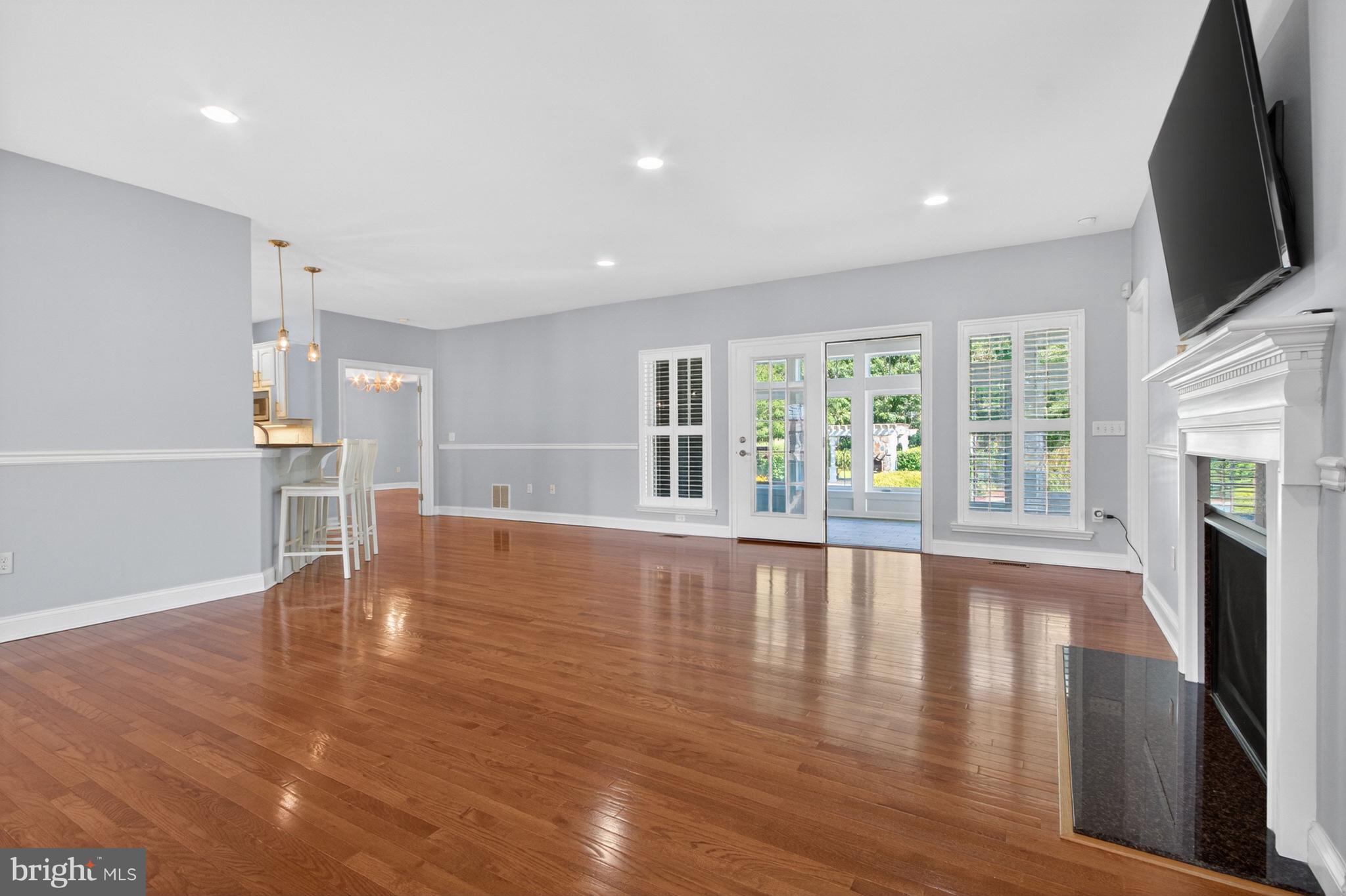 BLACK CREEK COVE - Residential