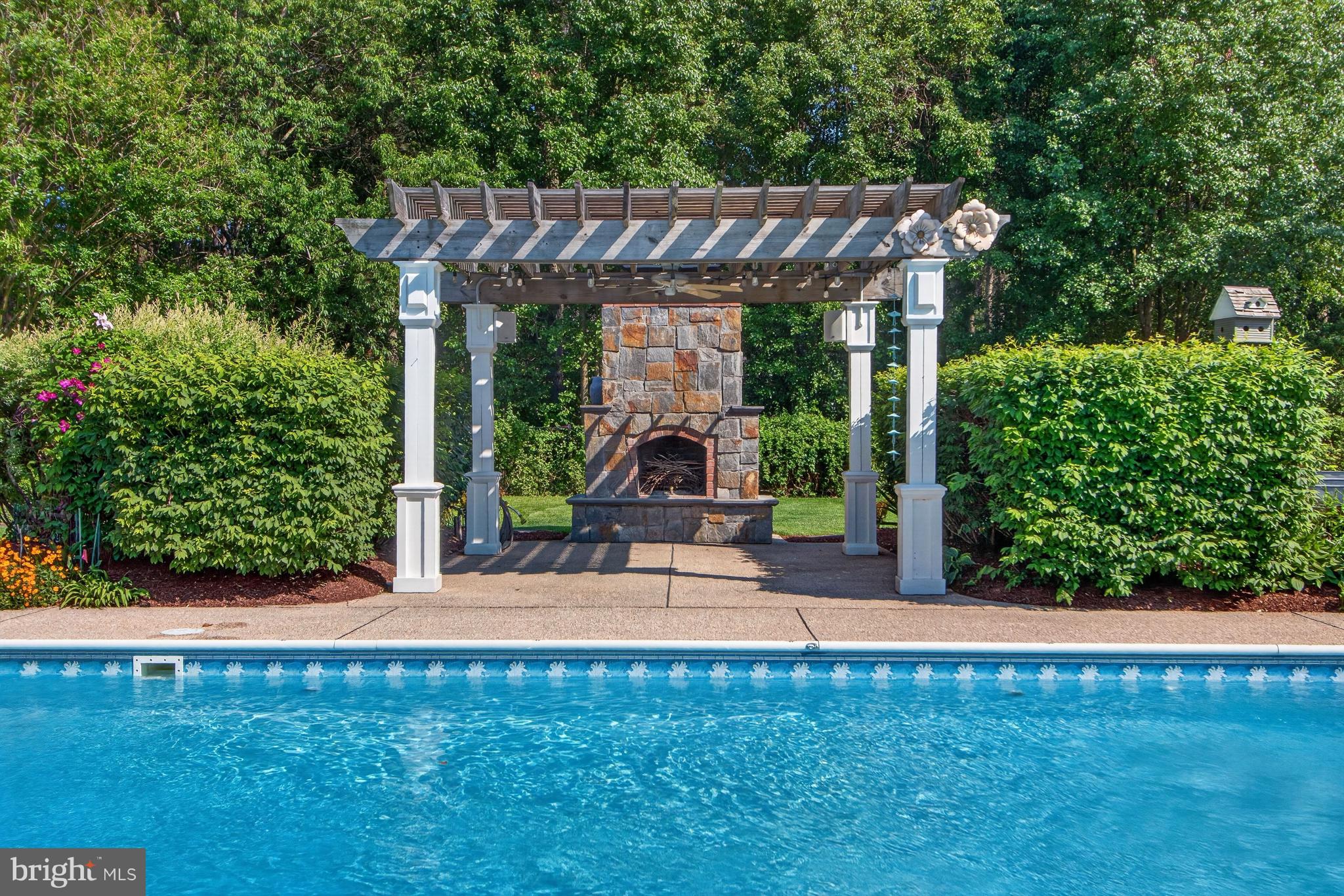 BLACK CREEK COVE - Residential